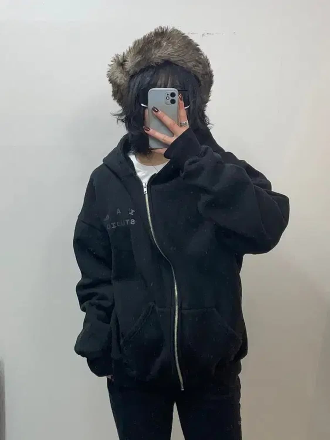 XL 아이앱스튜디오 X JTBC 후드 집업 블랙 상품이미지1