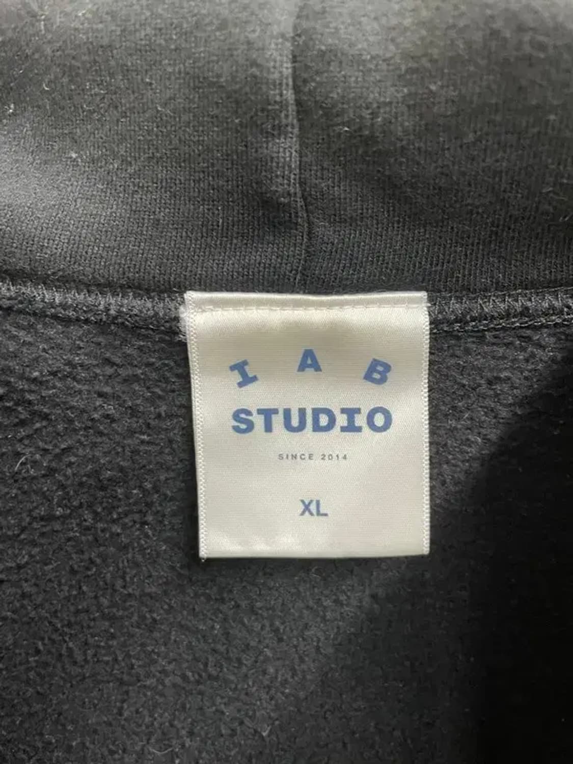 XL 아이앱스튜디오 X JTBC 후드 집업 블랙 상품이미지6