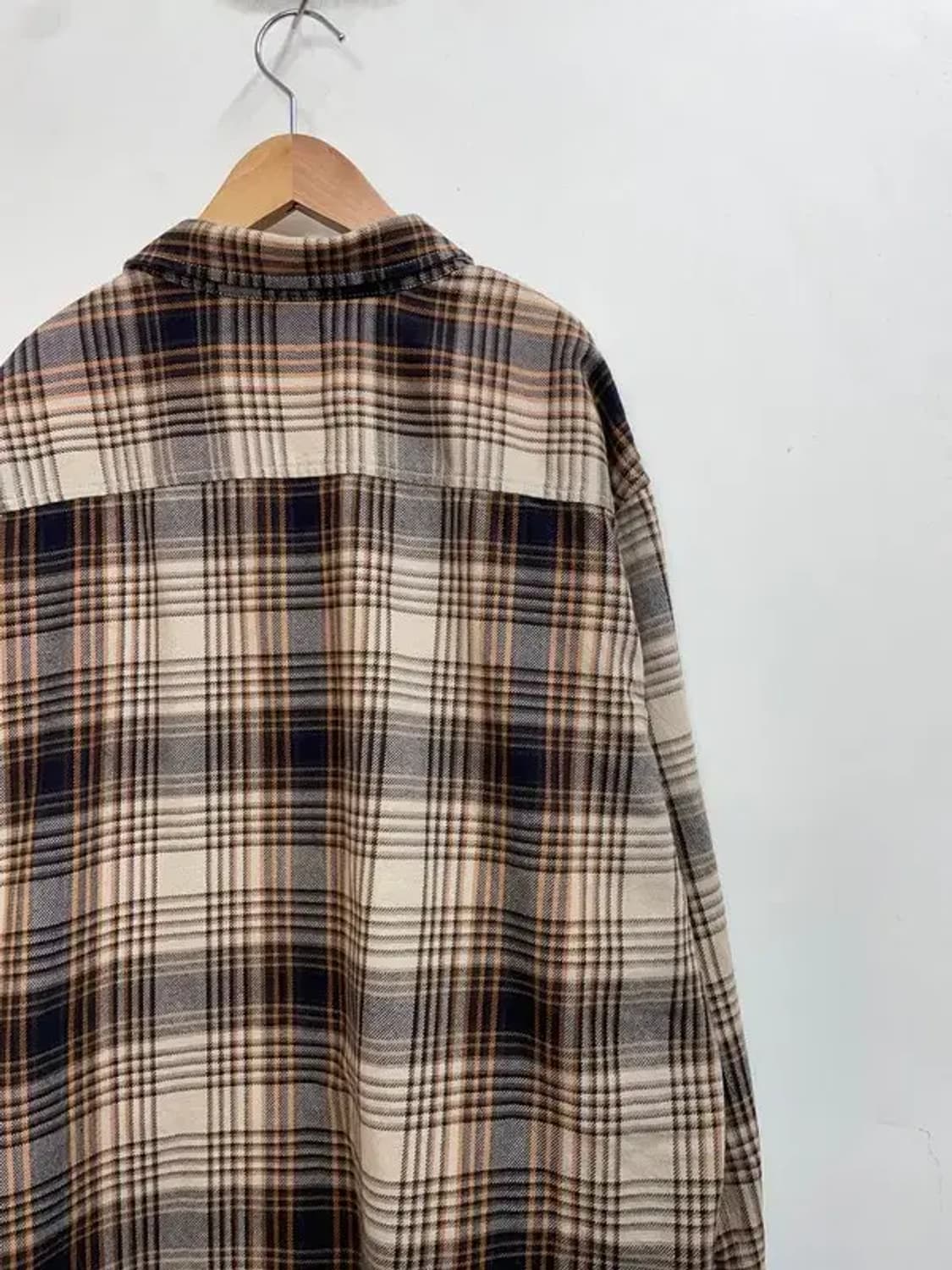 라지 에피그램 브라운 체크 포켓 긴팔 셔츠 상품이미지10