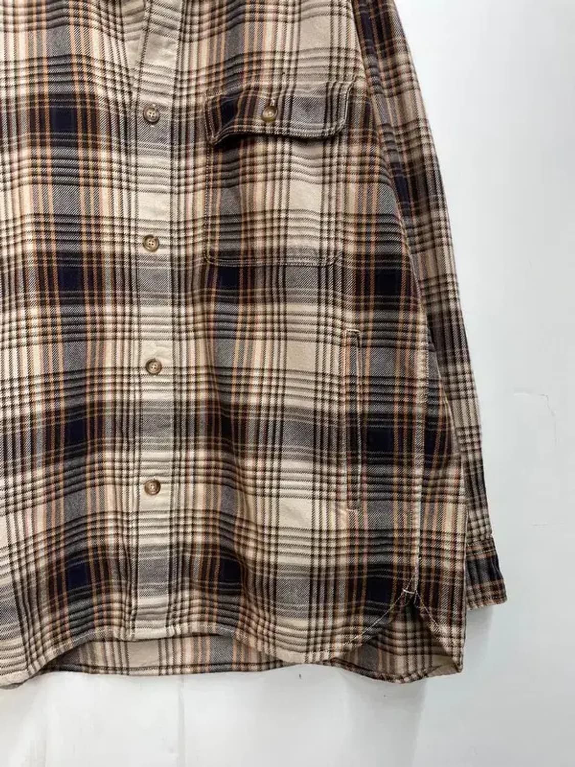 라지 에피그램 브라운 체크 포켓 긴팔 셔츠 상품이미지3