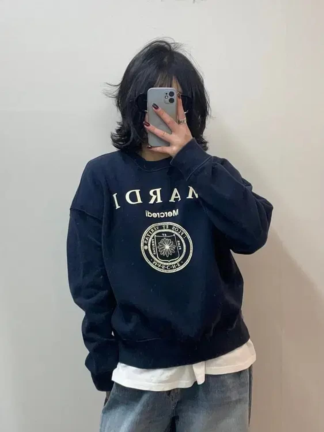 프리 마르디 메크르디 빅로고 스웨트셔츠 맨투맨 네이비 상품이미지1