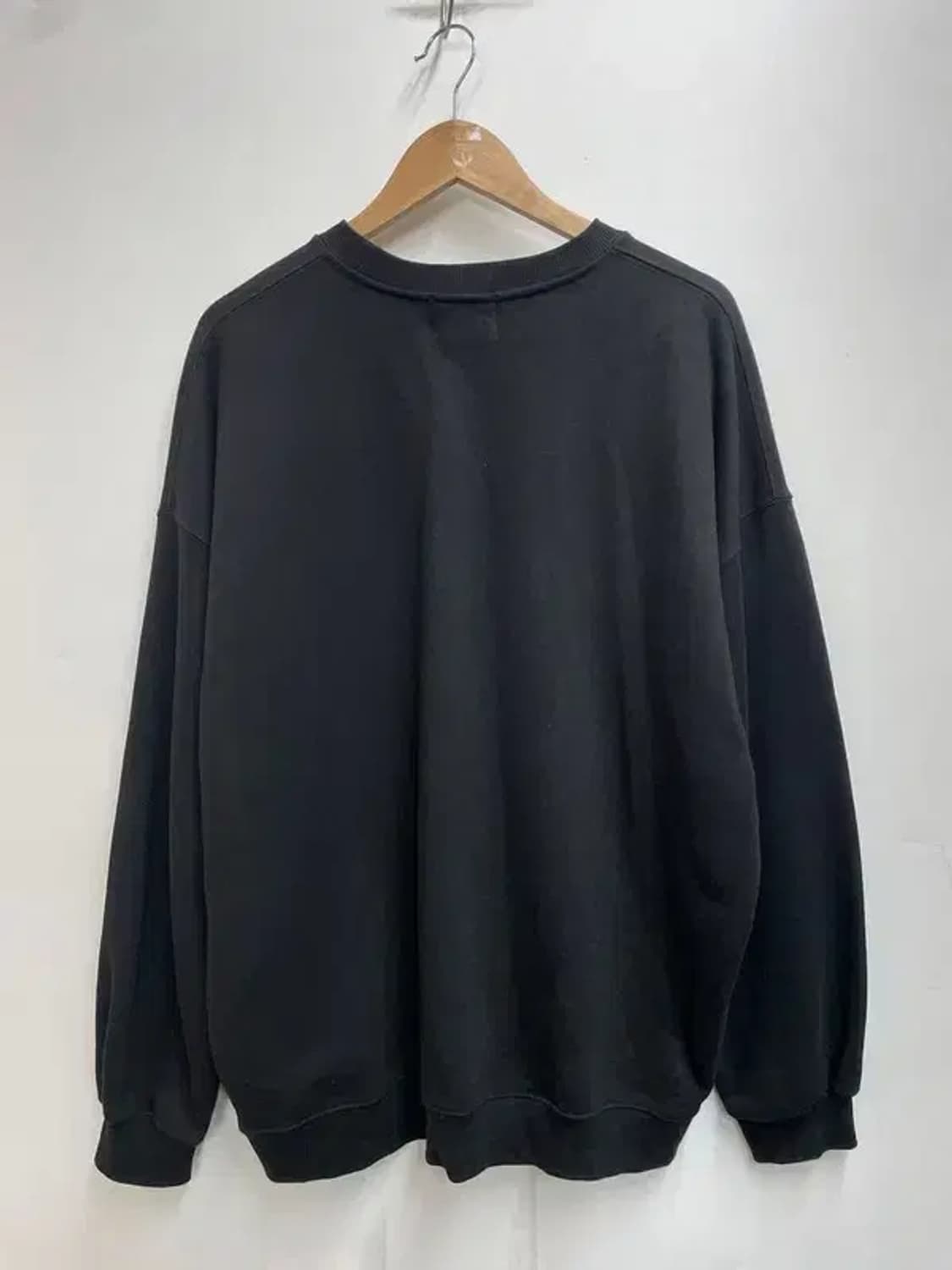 XL 슬로우애시드 블러리 로고 스웨트셔츠 맨투맨 블랙 상품이미지7