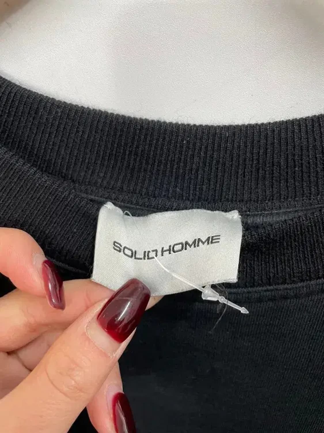 110  솔리드옴므 스트라이프 레이어드 맨투맨 블랙 상품이미지5