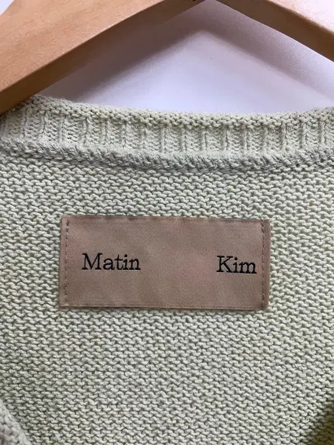 마뗑킴 핀턱 로고 니트 풀오버 라임색 상품이미지5