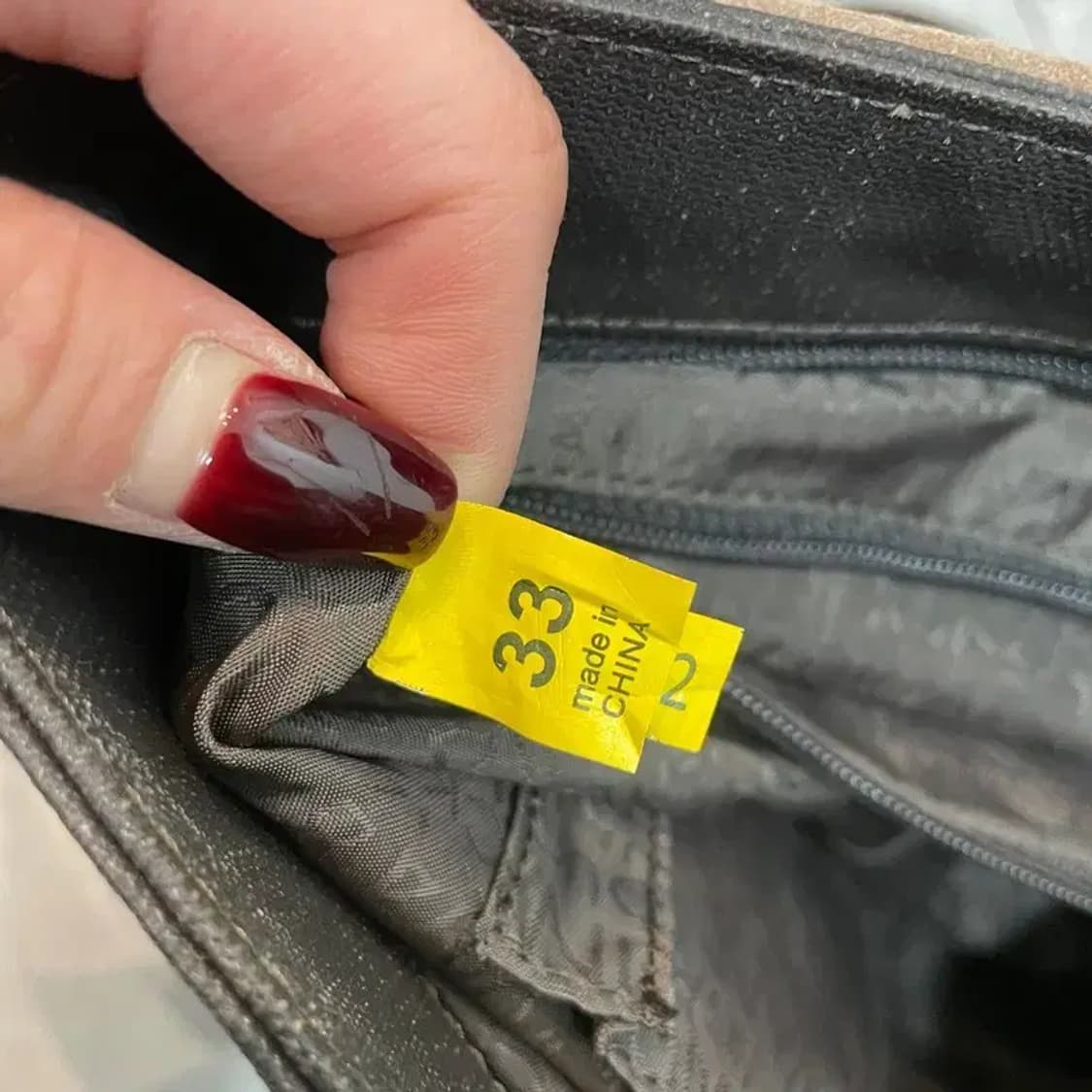 만다리나덕 레더 트리밍 크로스백 상품이미지6