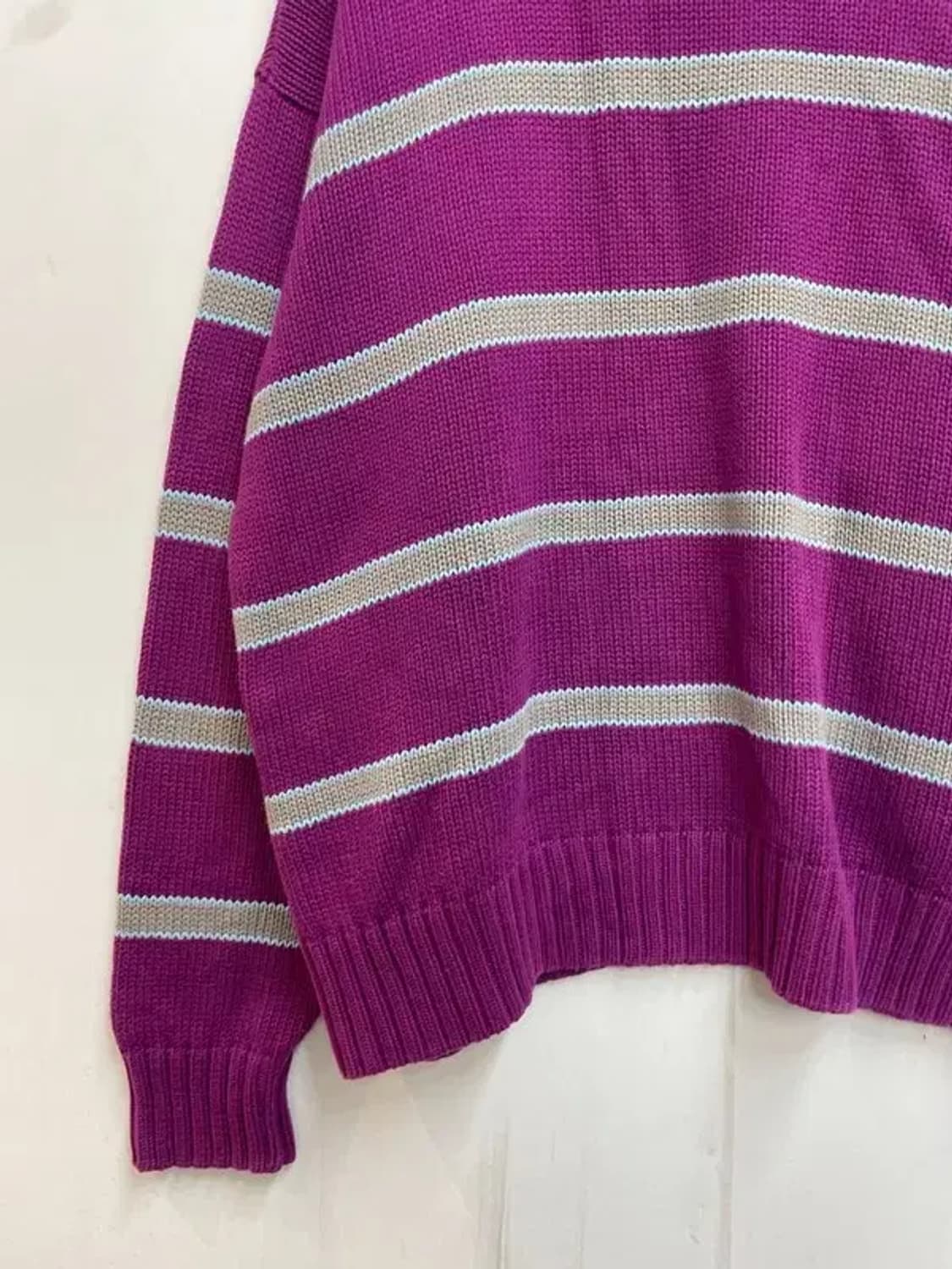 라지 디스이즈 네버댓 스트라이프 오버핏 퍼플 니트 상품이미지8