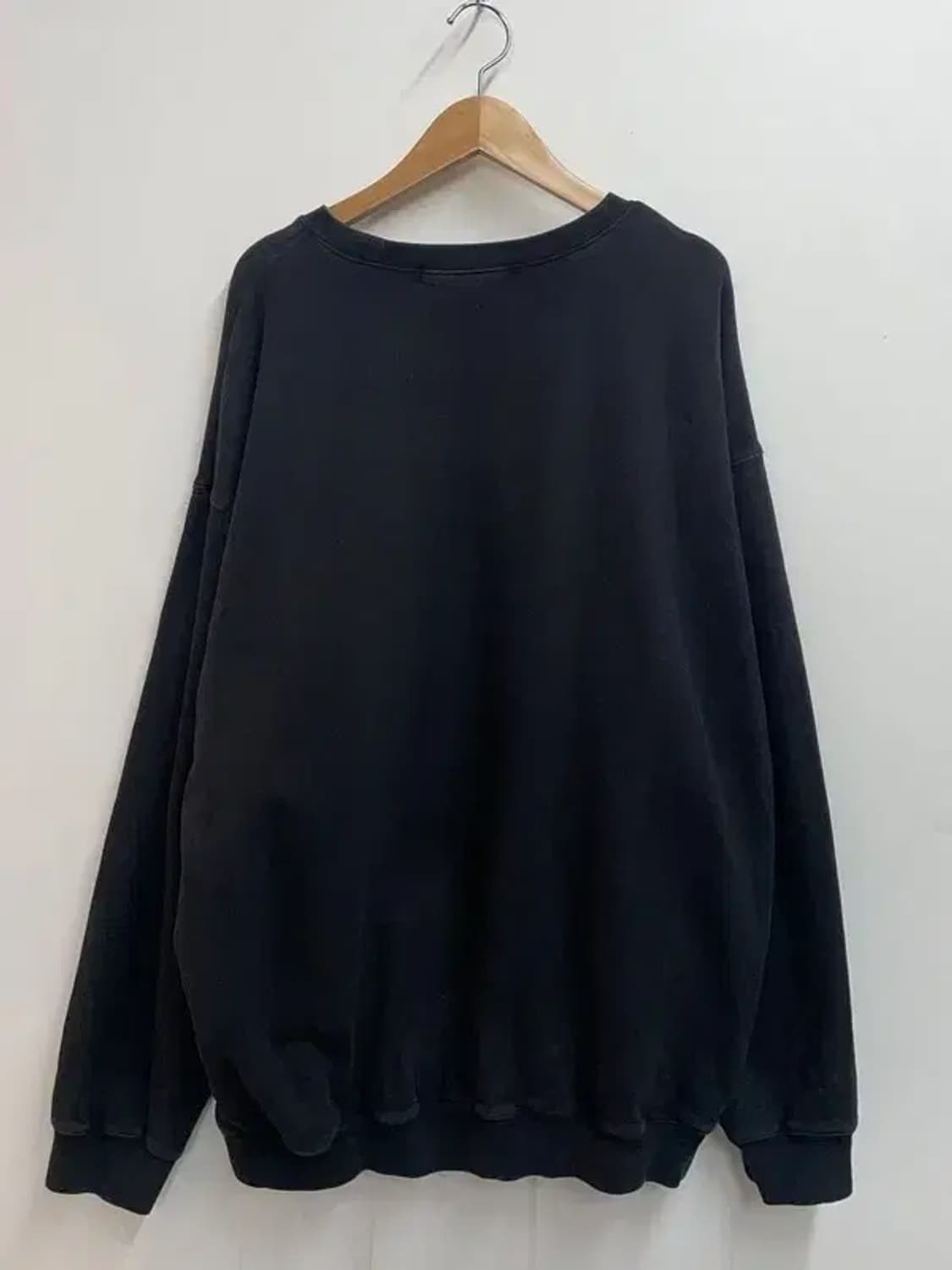 라지 lmc 오버핏 로고 맨투맨티셔츠 블랙 상품이미지7