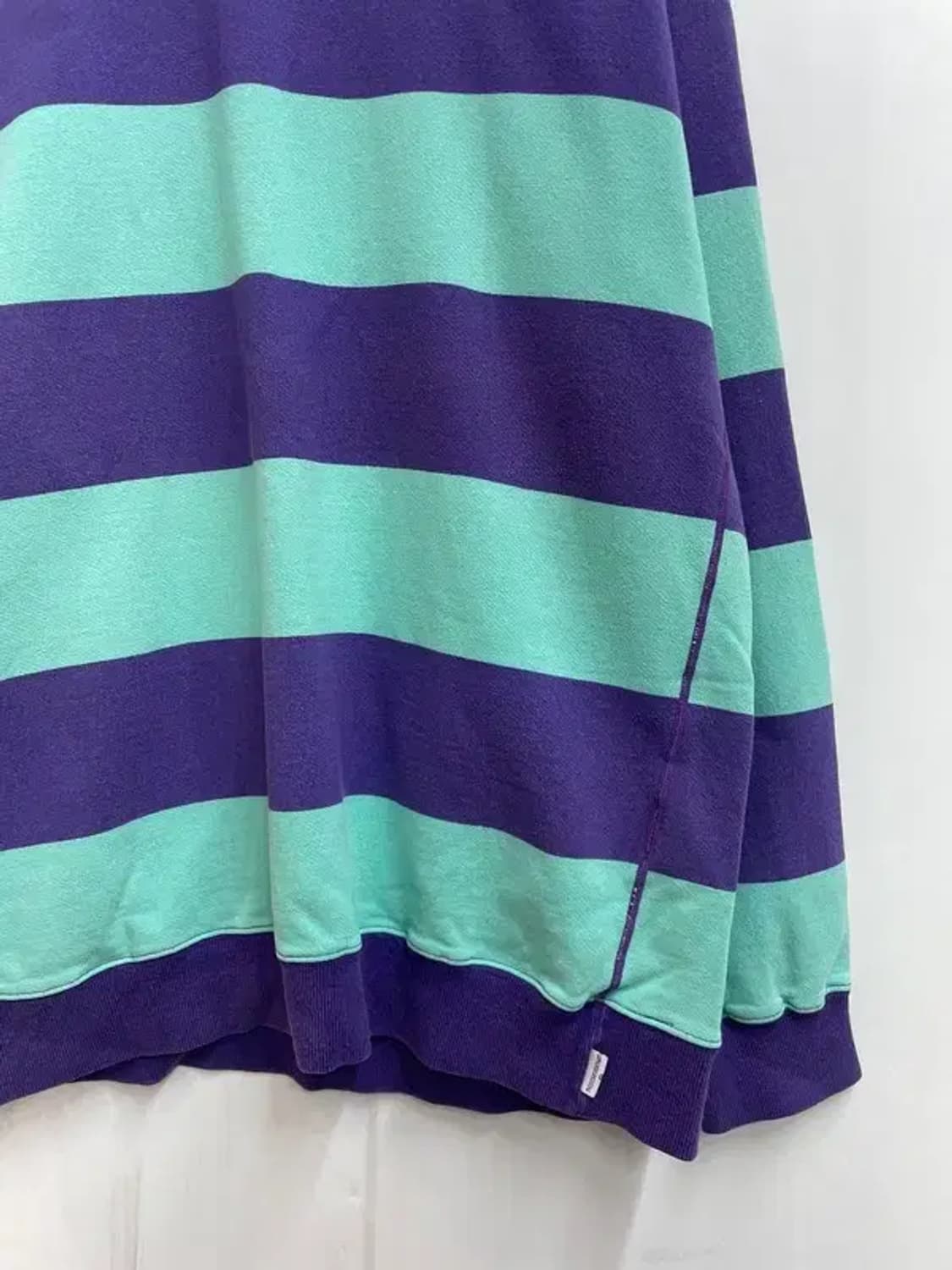 라지 디스이즈네버댓 오버핏 스트라이프 긴팔티셔츠 맨투맨 상품이미지3