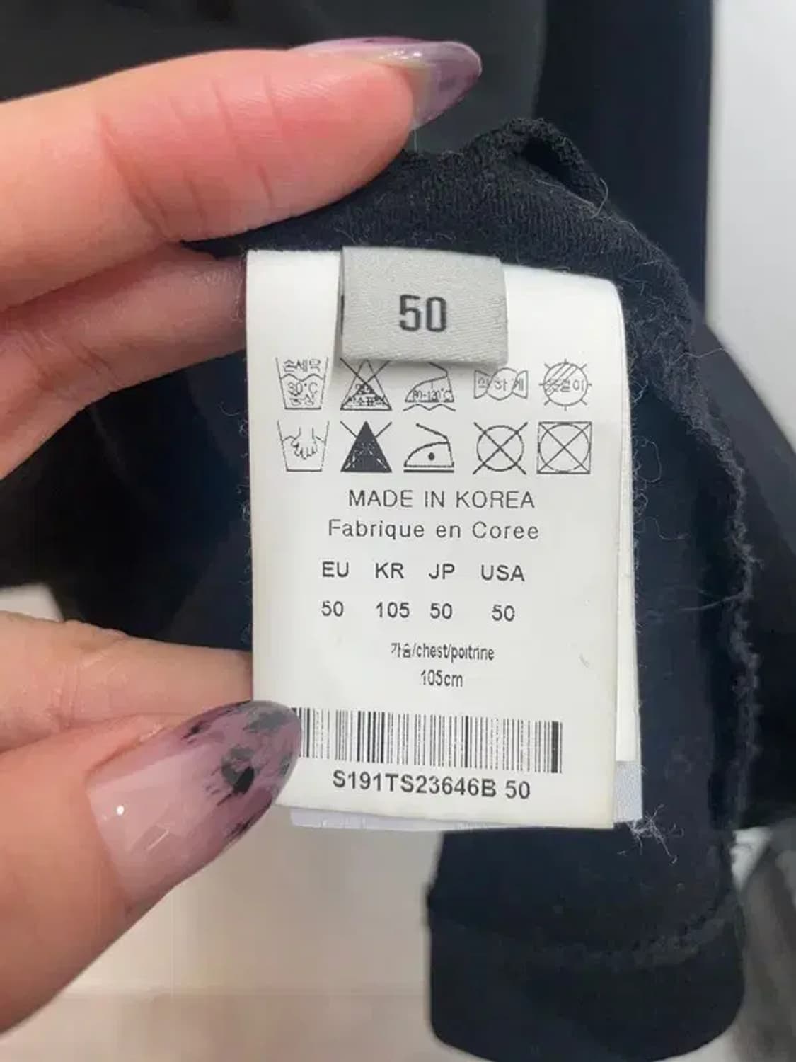 라지 솔리드옴므 라운드 오버핏 긴팔티셔츠 블랙 상품이미지8