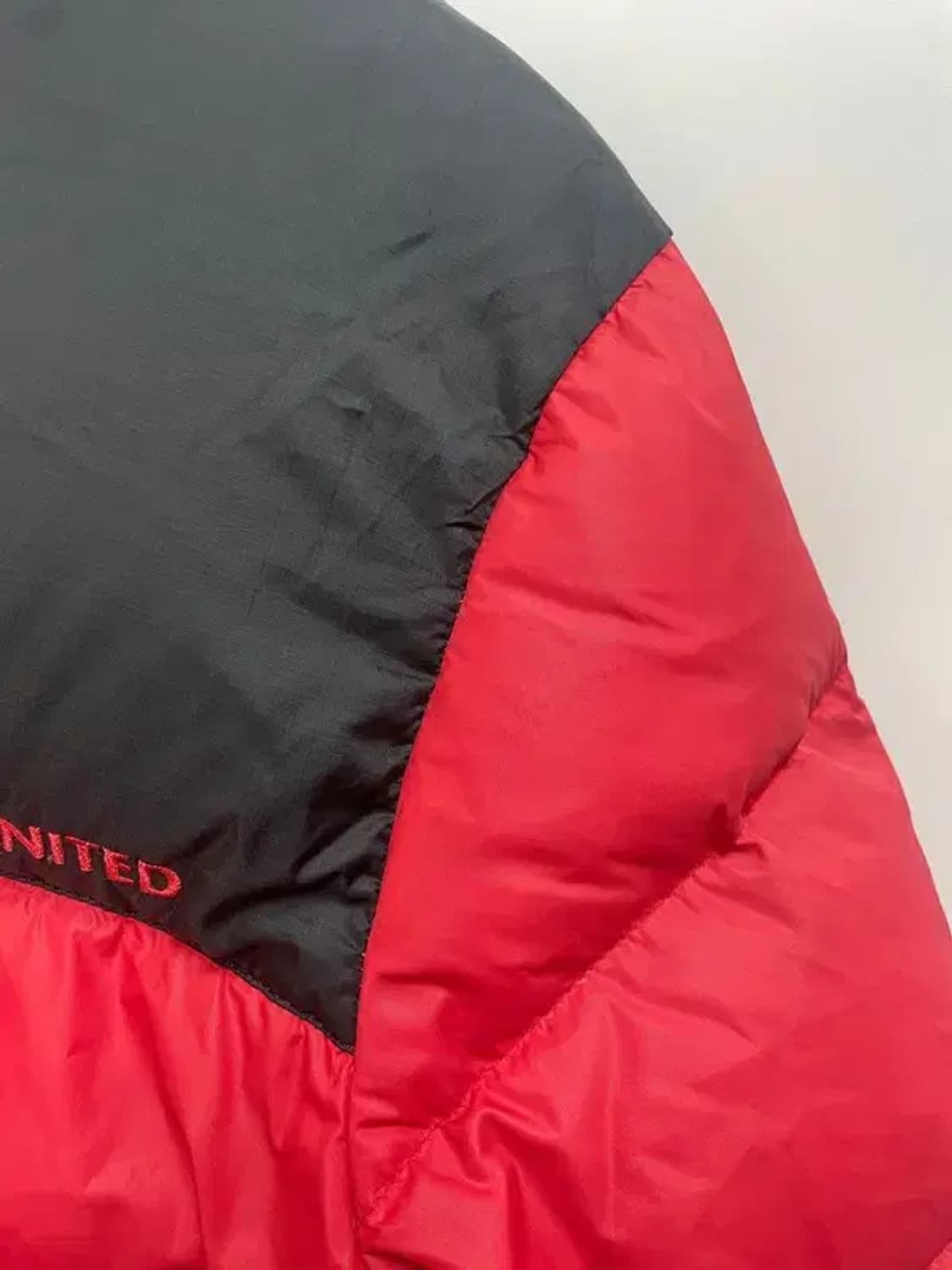 xs 나이키 올드스쿨 맨유 축구 패딩 다운점퍼 여자 상품이미지10