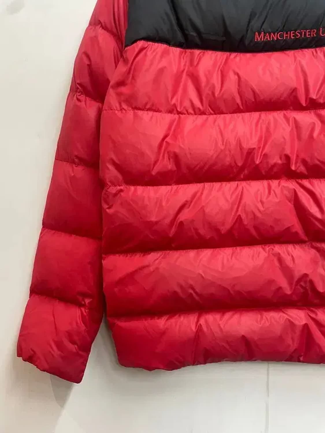 xs 나이키 올드스쿨 맨유 축구 패딩 다운점퍼 여자 상품이미지4