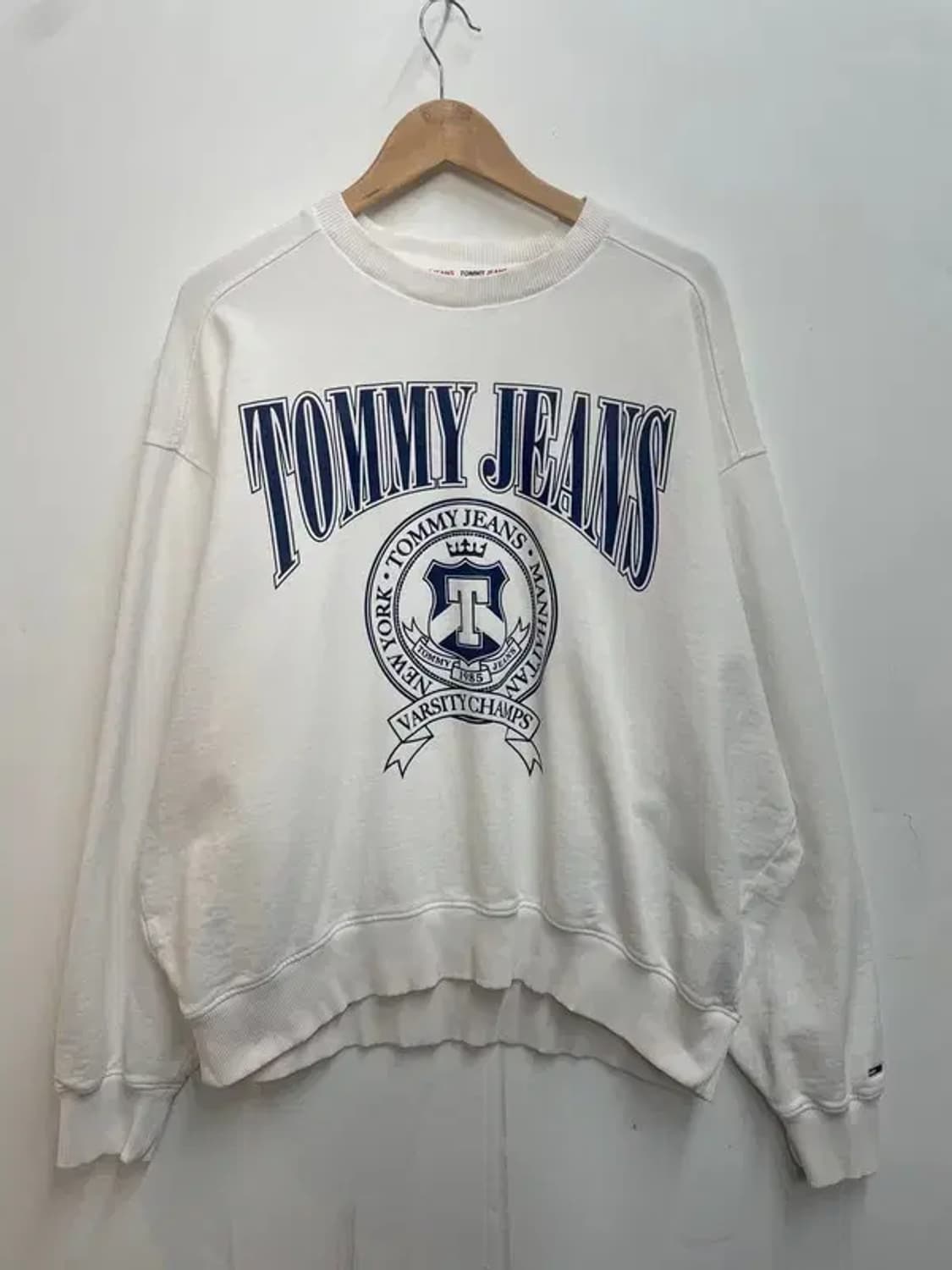 xl 타미 진스 컴포트 바시티 크루넥 티셔츠 상품이미지2