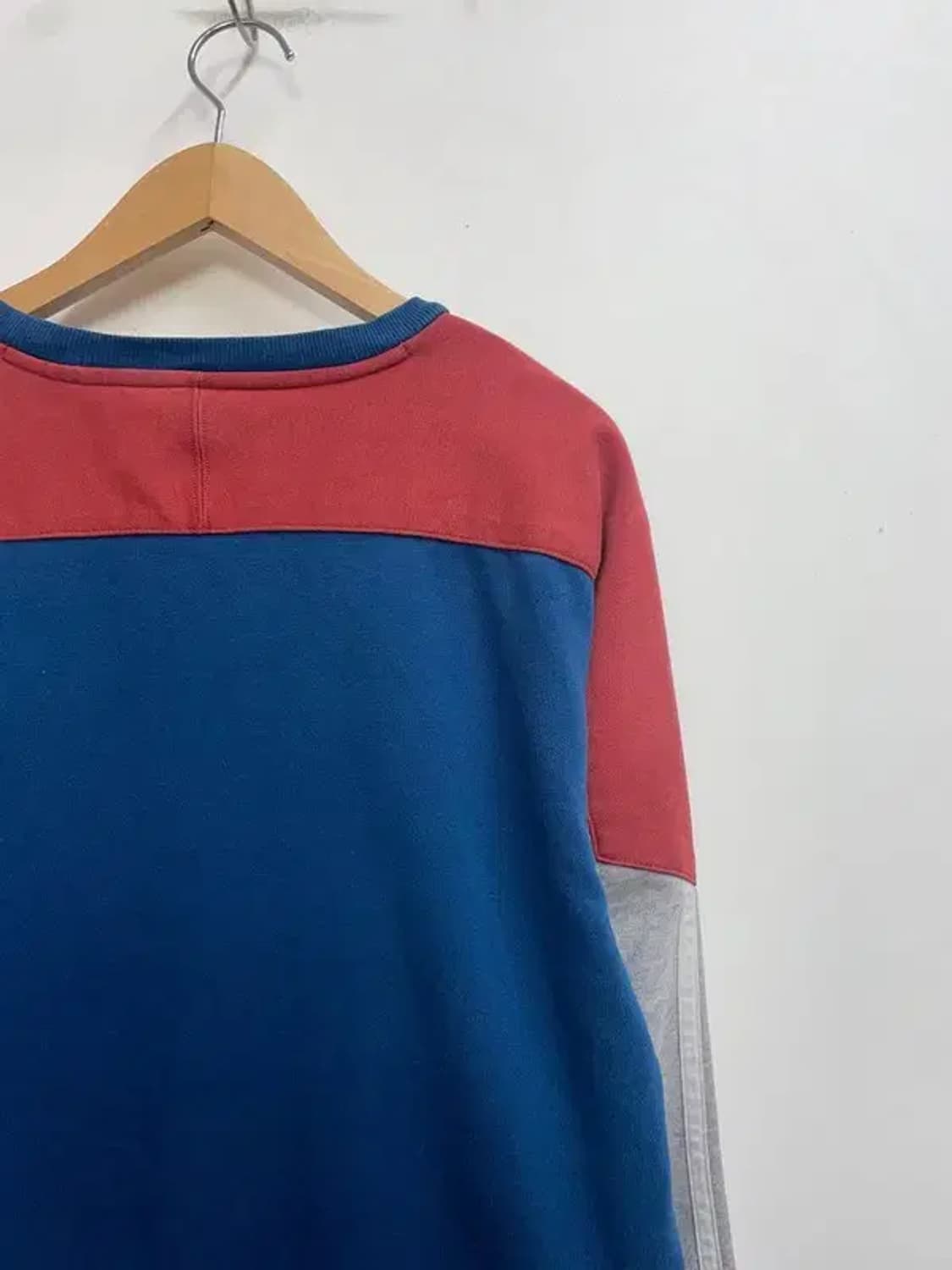 105 아디다스 오리지널스 오버핏 불꽃로고 맨투맨티셔츠 남자 상품이미지10