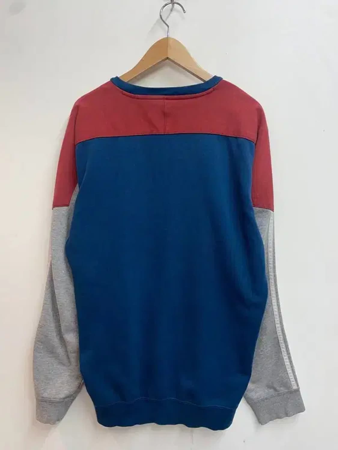 105 아디다스 오리지널스 오버핏 불꽃로고 맨투맨티셔츠 남자 상품이미지8