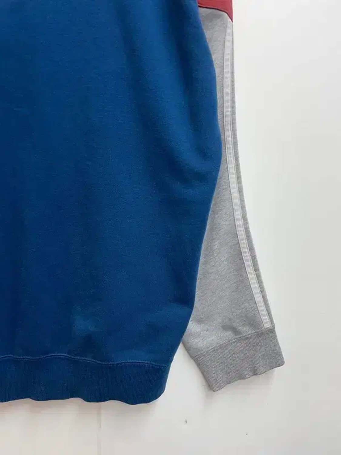 105 아디다스 오리지널스 오버핏 불꽃로고 맨투맨티셔츠 남자 상품이미지9