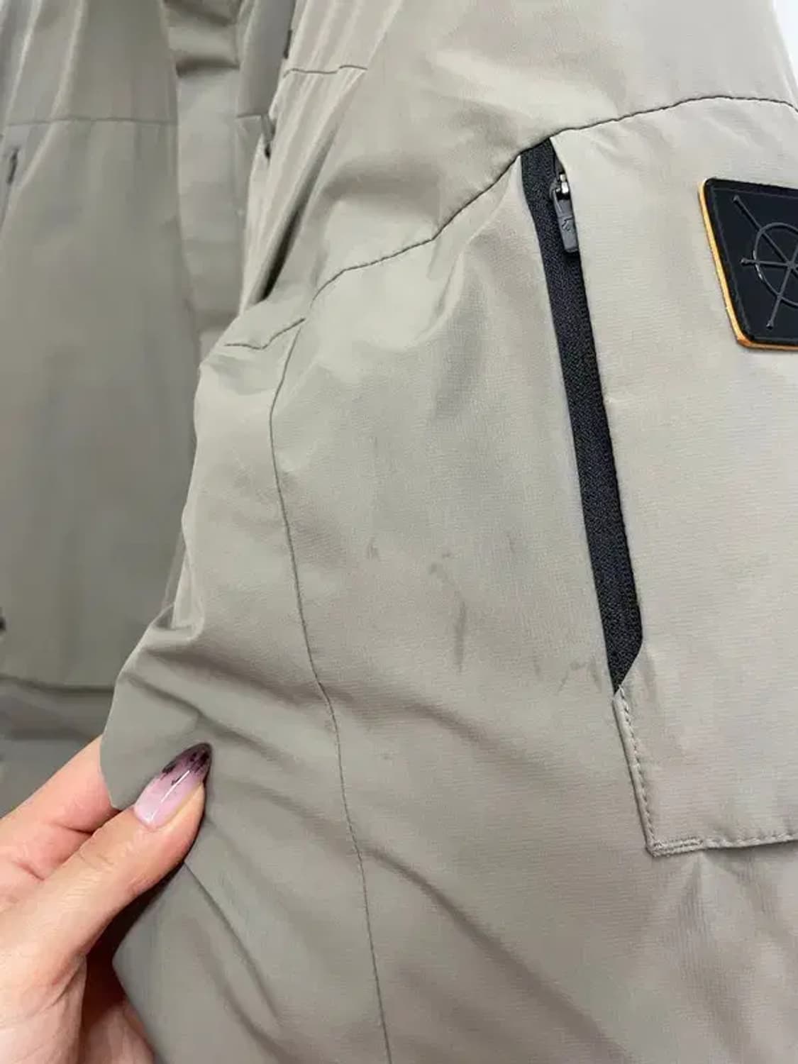 100 데상트 오버핏 듀얼리스 미드핏 점퍼 패딩 상품이미지6