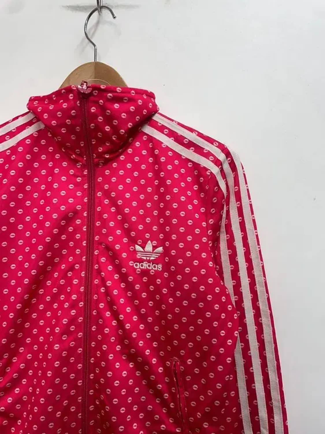 스몰 아디다스 오리지널스 키스마크 삼선져지 상품이미지4