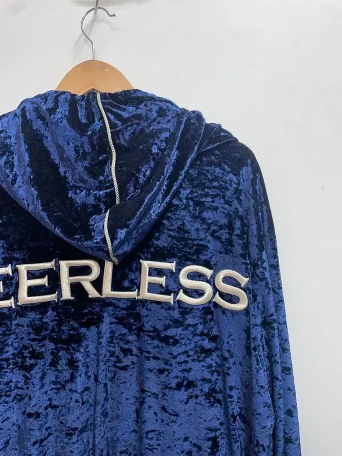 피어리스니스슈가레이 후디 집업 네이비 벨벳 상품이미지10