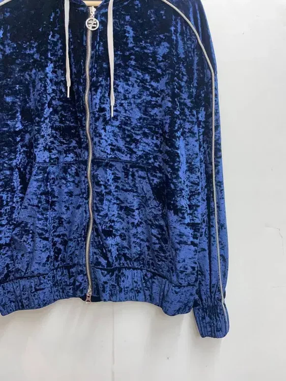 피어리스니스슈가레이 후디 집업 네이비 벨벳 상품이미지3