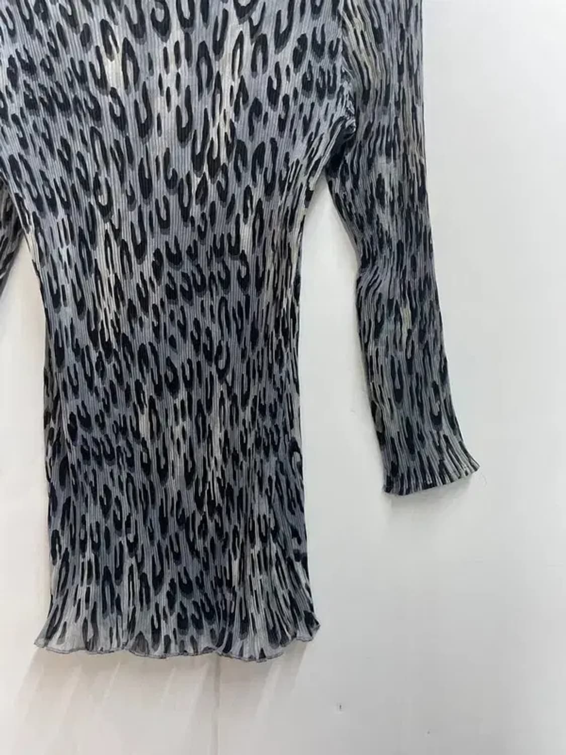 프리 JPN 레오파드 컬러바디 하프넥 플리츠 탑 상품이미지3