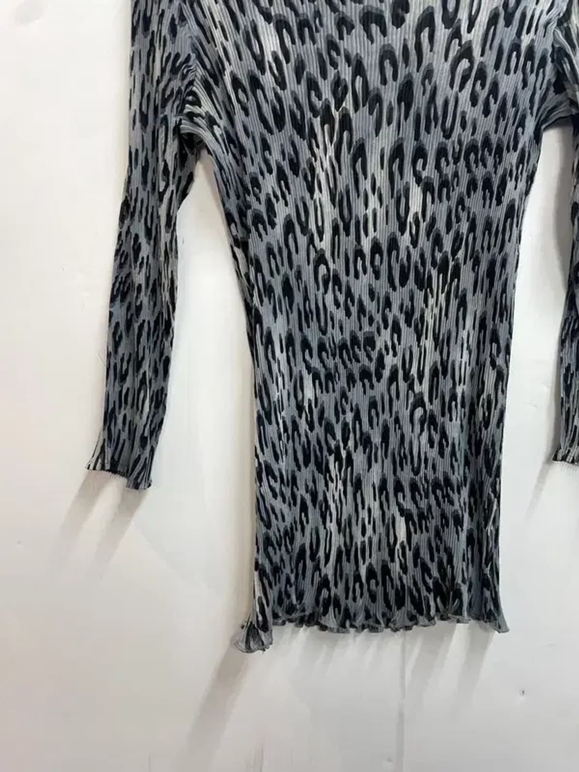 프리 JPN 레오파드 컬러바디 하프넥 플리츠 탑 상품이미지6