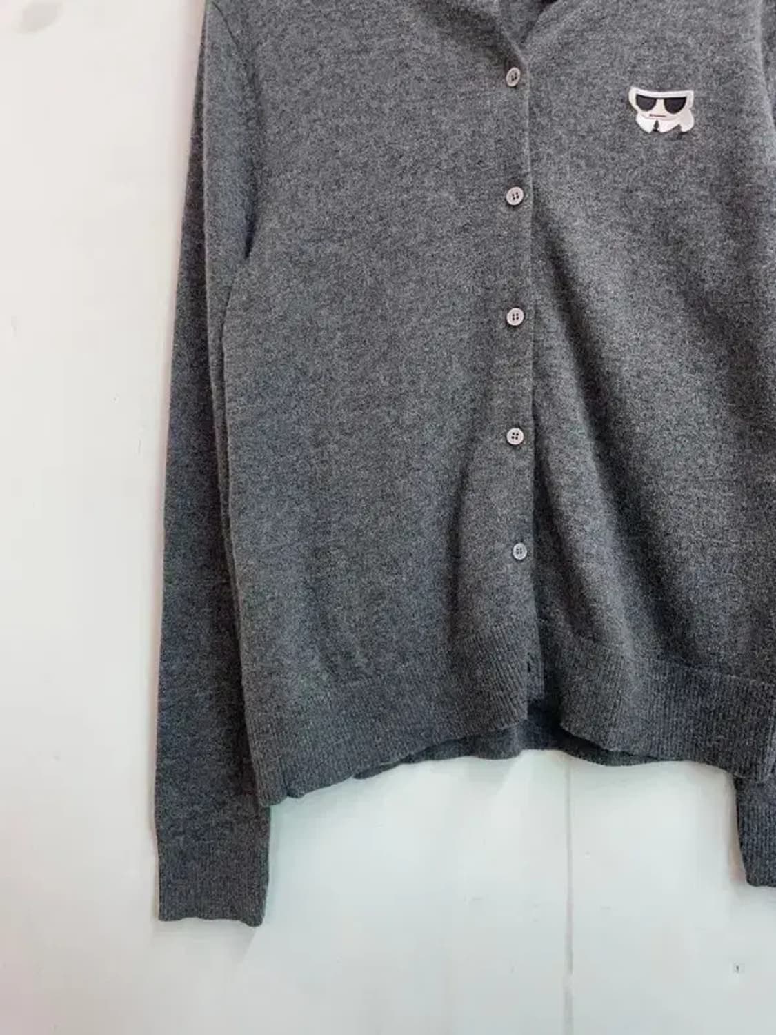 95 칼라거펠트 니트집업 울 가디건 그레이 상품이미지3
