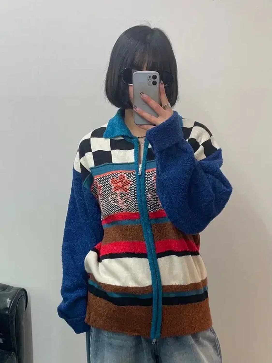 미디움 유쓰배쓰 체커보드 카라 집업 가디건 네이비 상품이미지1