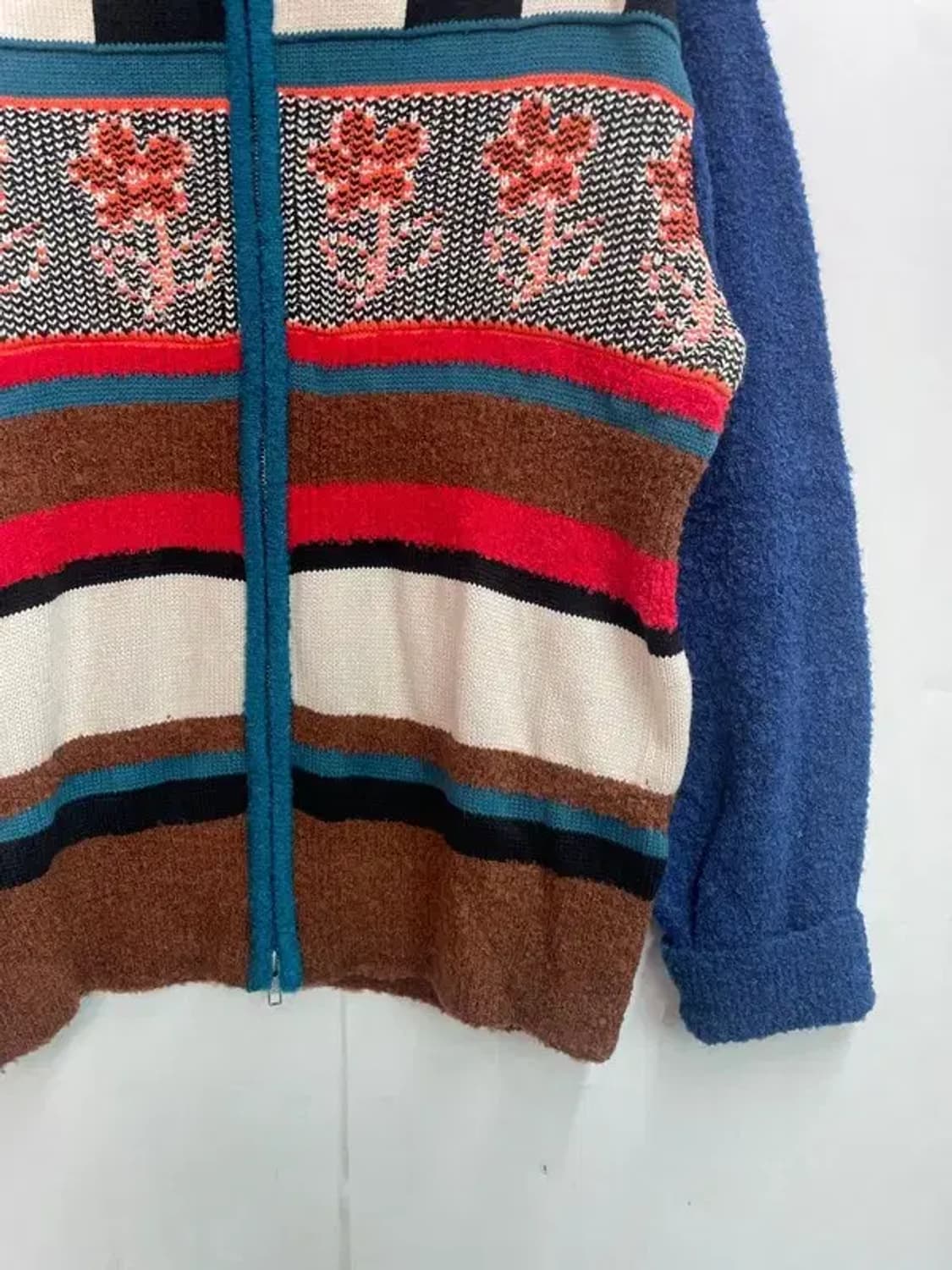 미디움 유쓰배쓰 체커보드 카라 집업 가디건 네이비 상품이미지3