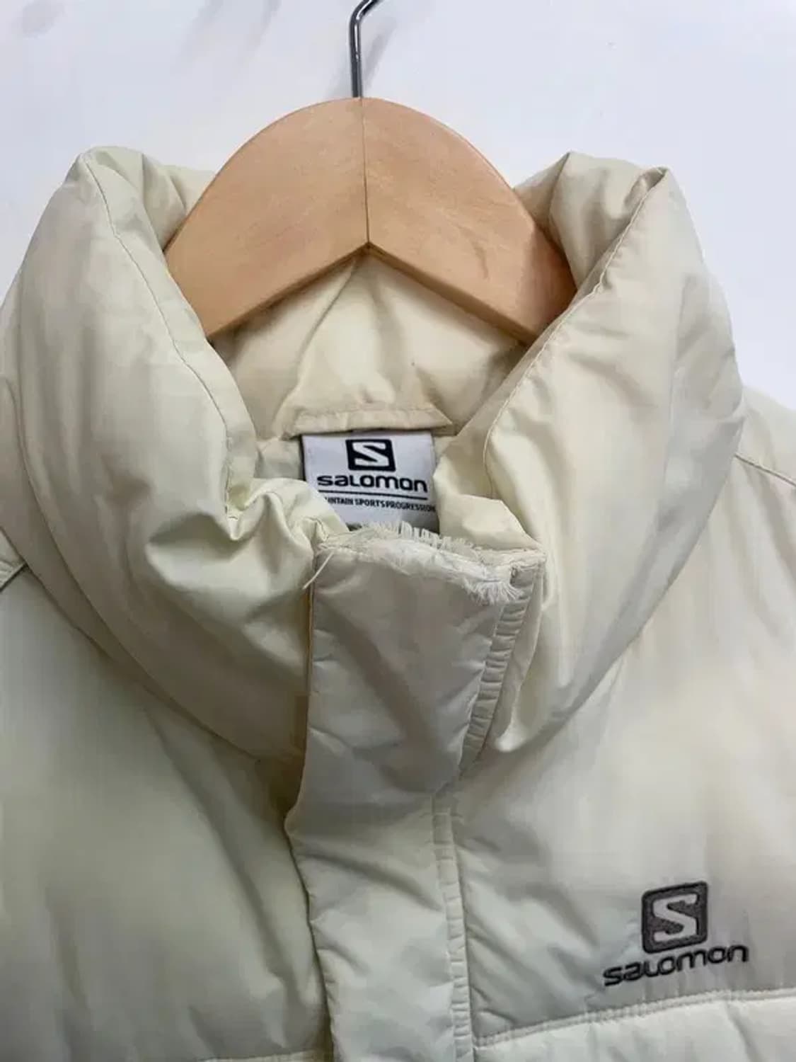 90 살로몬 크림 패딩조끼 다운 상품이미지5