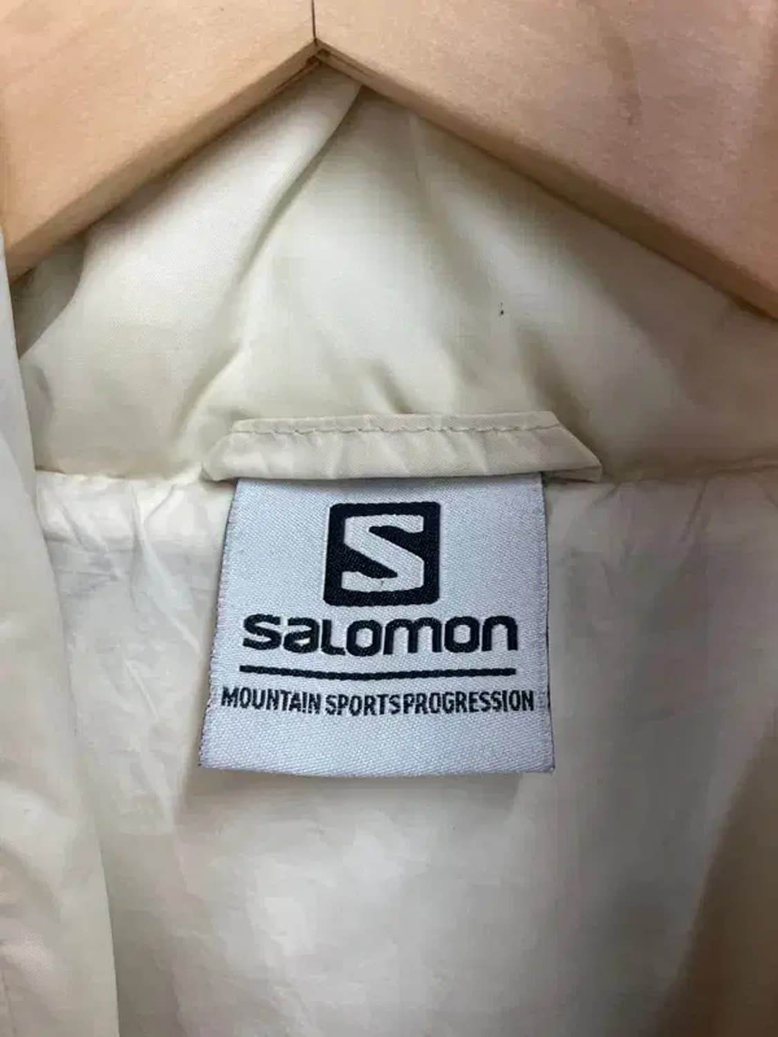 90 살로몬 크림 패딩조끼 다운 상품이미지7