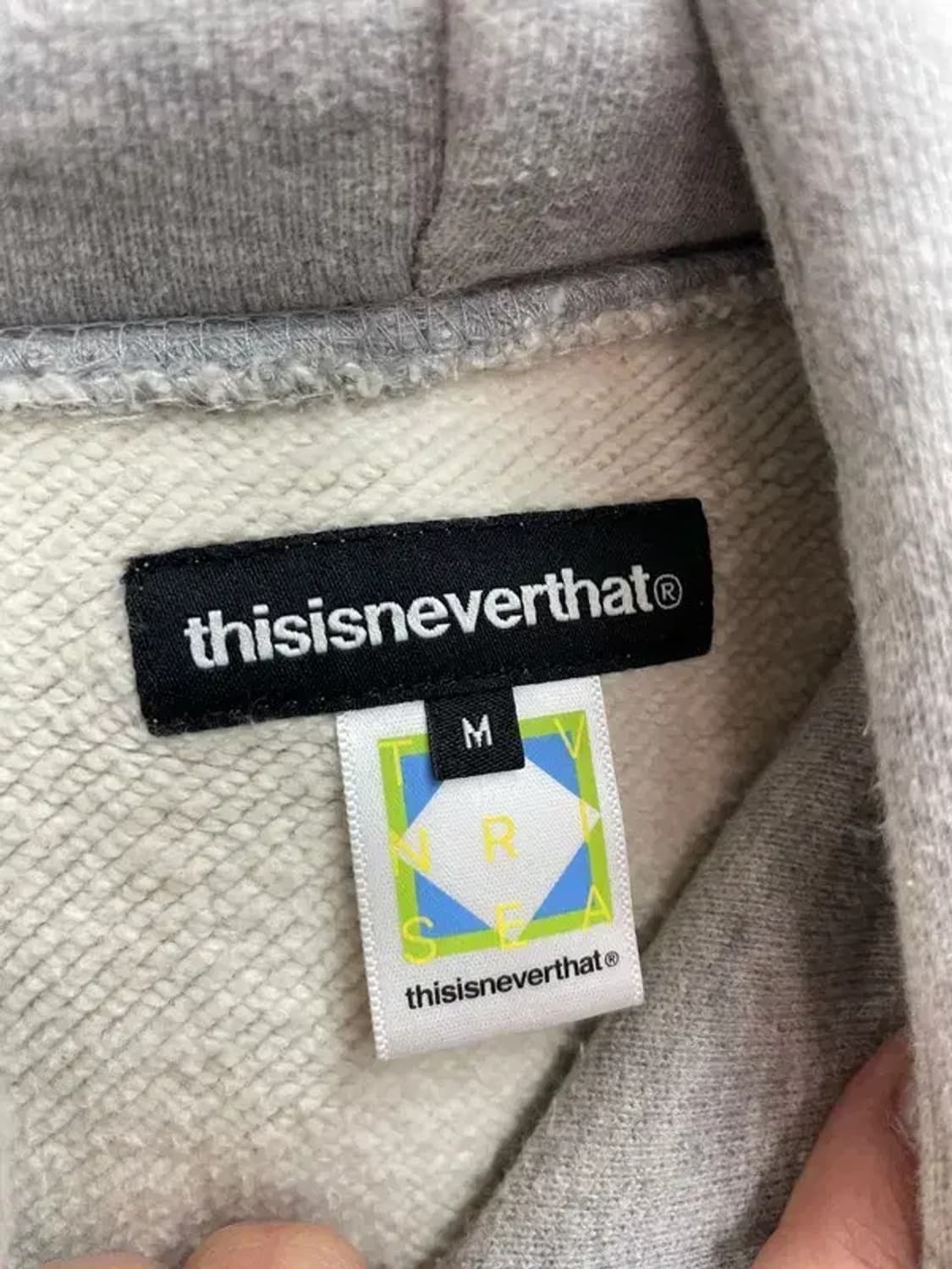 미디움 디스이즈 네버댓 크롭 그레이 후드 티셔츠 상품이미지5