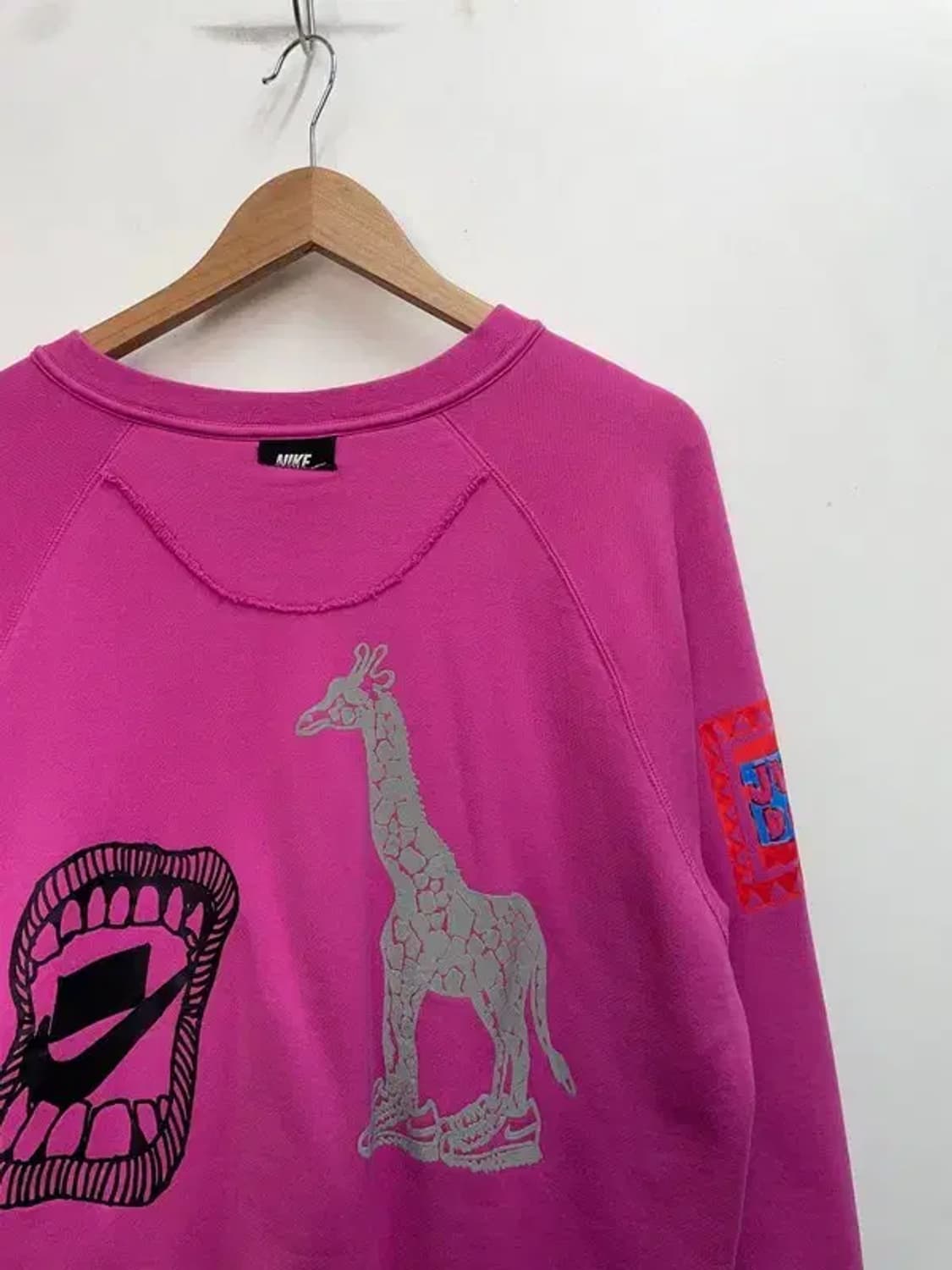 나이키 nsw 오버핏 스웻셔츠 핑크 상품이미지9