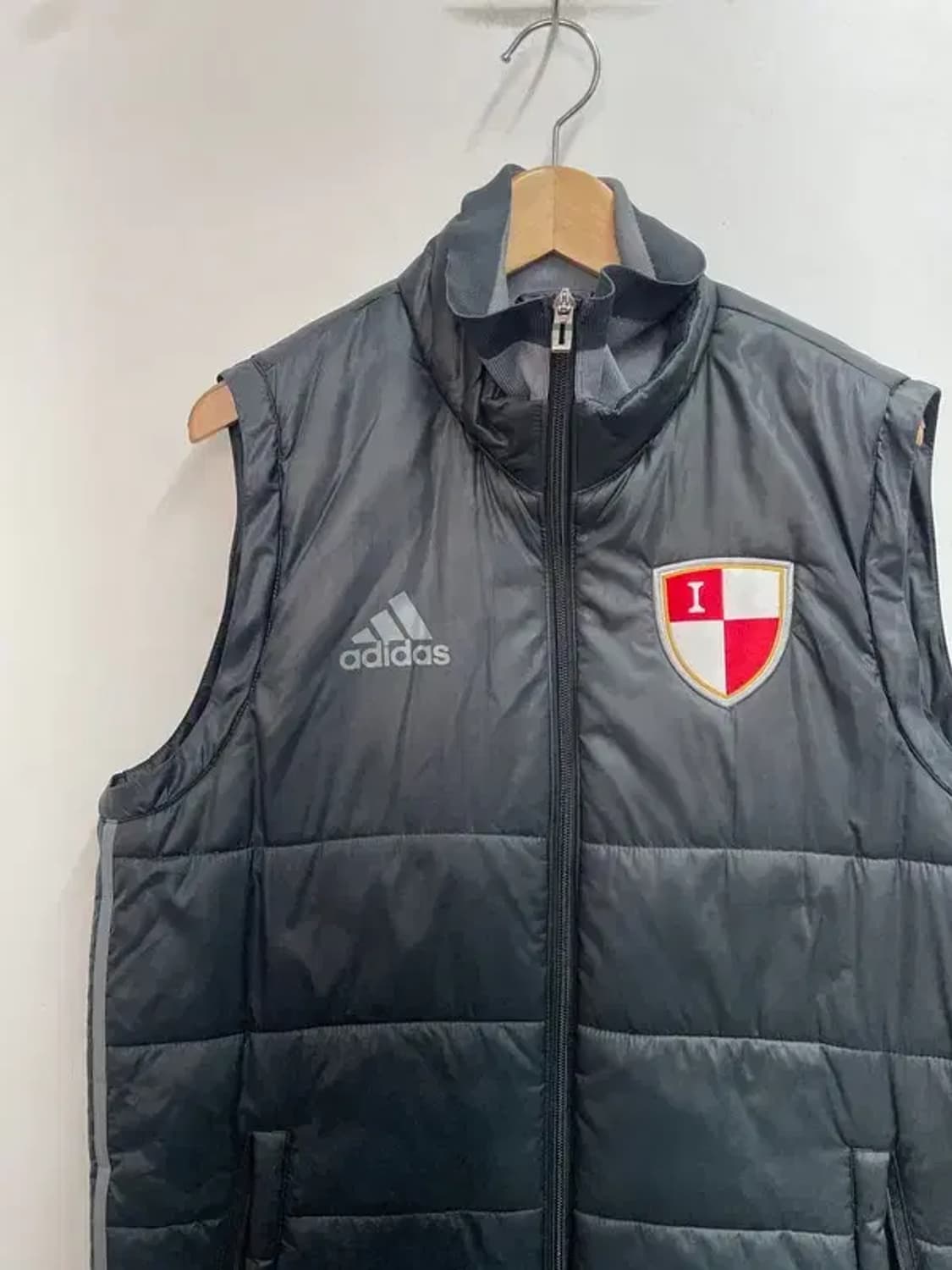 105 아디다스 k리그 부산아이파크 패딩조끼 블랙 상품이미지4