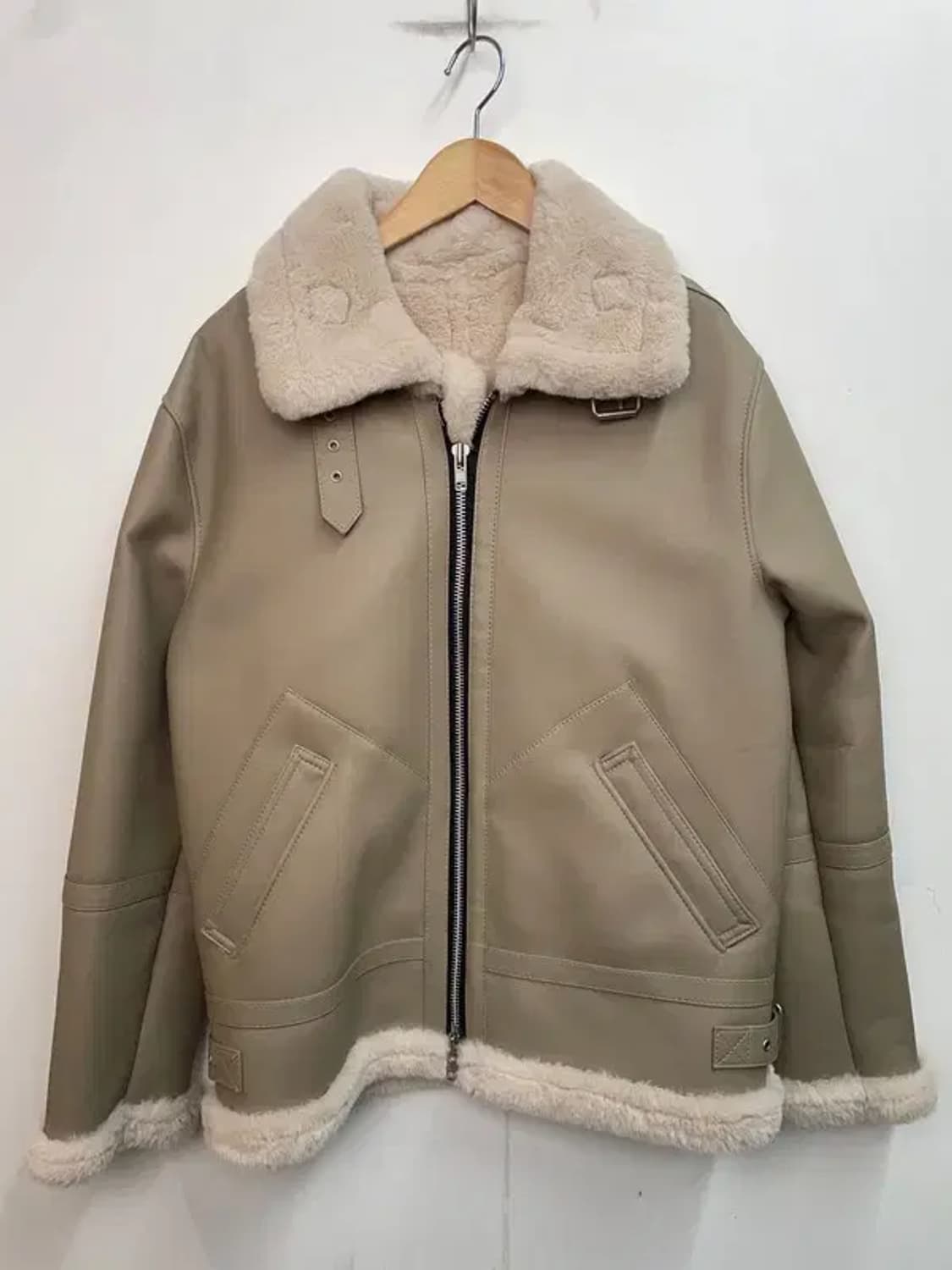 미디움 도프제이슨 솔리드 무톤 자켓 로우베이지 상품이미지2