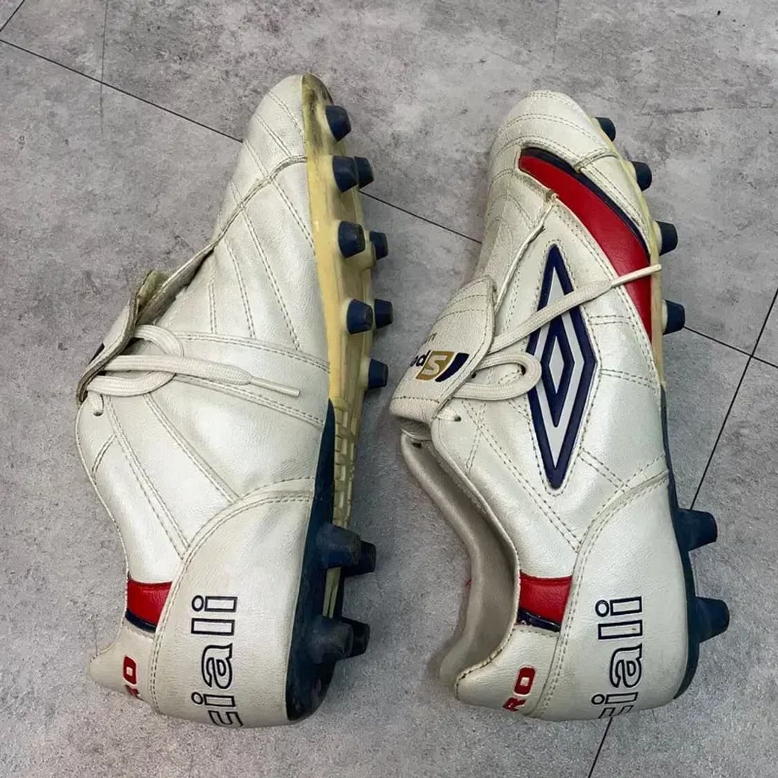 엄브로 스페셜리 풋볼 부츠 올드 축구화 상품이미지4