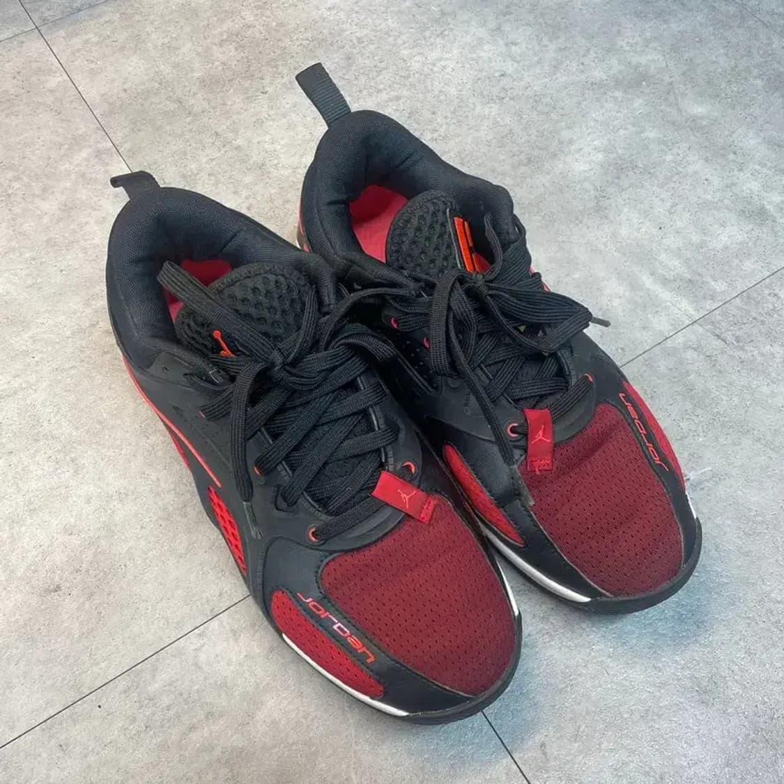 265 나이키 조던 에어 시리즈 Pf 블러드라인 농구화 상품이미지1