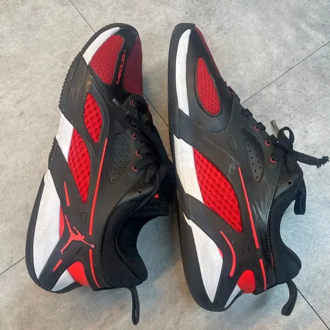 265 나이키 조던 에어 시리즈 Pf 블러드라인 농구화 상품이미지5