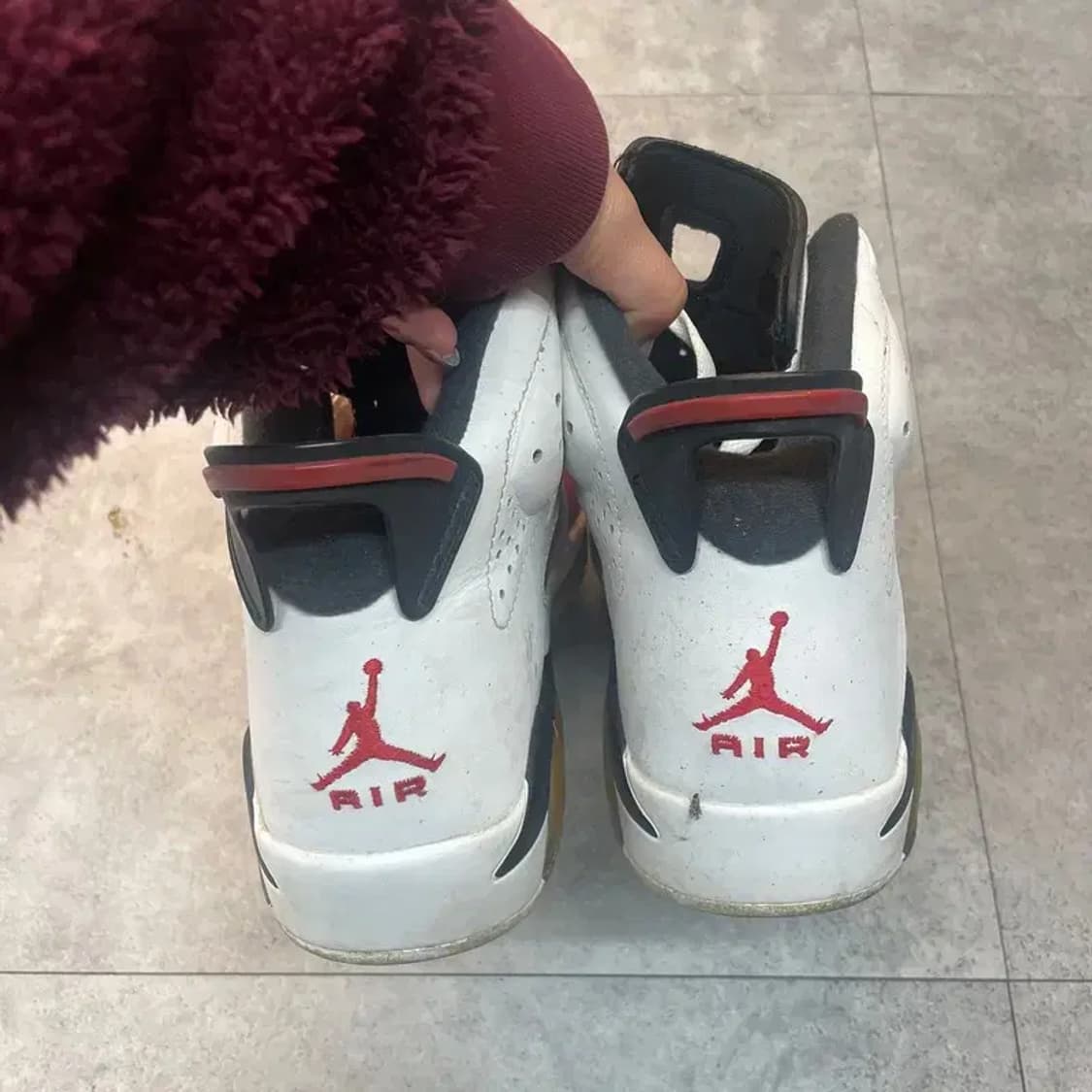 275 나이키 조던6 카마인 하이탑 스니커즈 상품이미지2