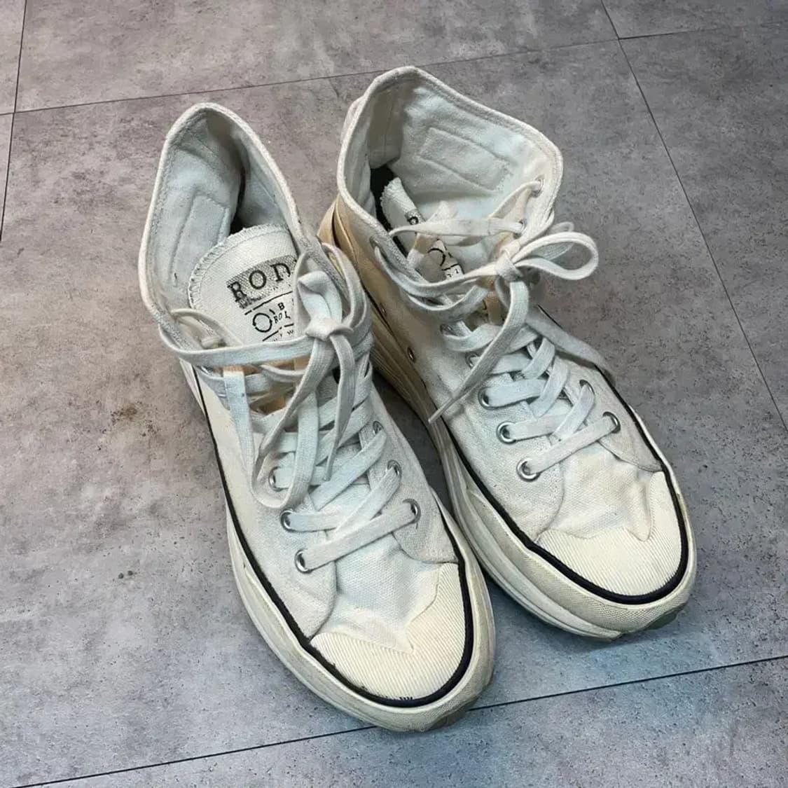 42사이즈로드 rodd 에이블러 롤링 키높이 스니커즈 하이탑 상품이미지1