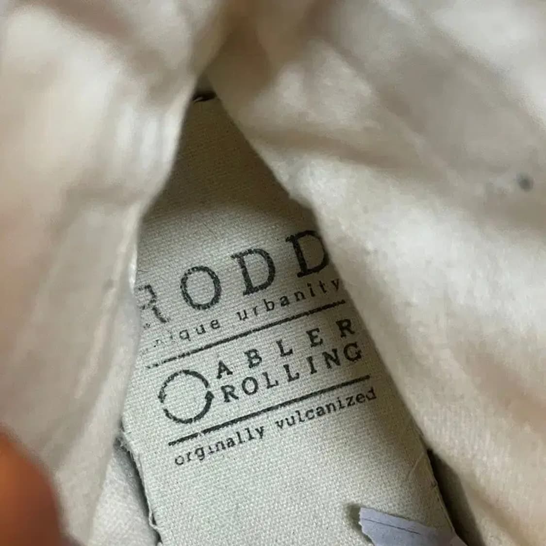 42사이즈로드 rodd 에이블러 롤링 키높이 스니커즈 하이탑 상품이미지7