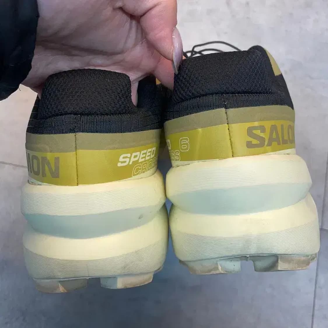 265 살로몬 스피드크로스 6 러닝화 블랙 고프코어룩 상품이미지9