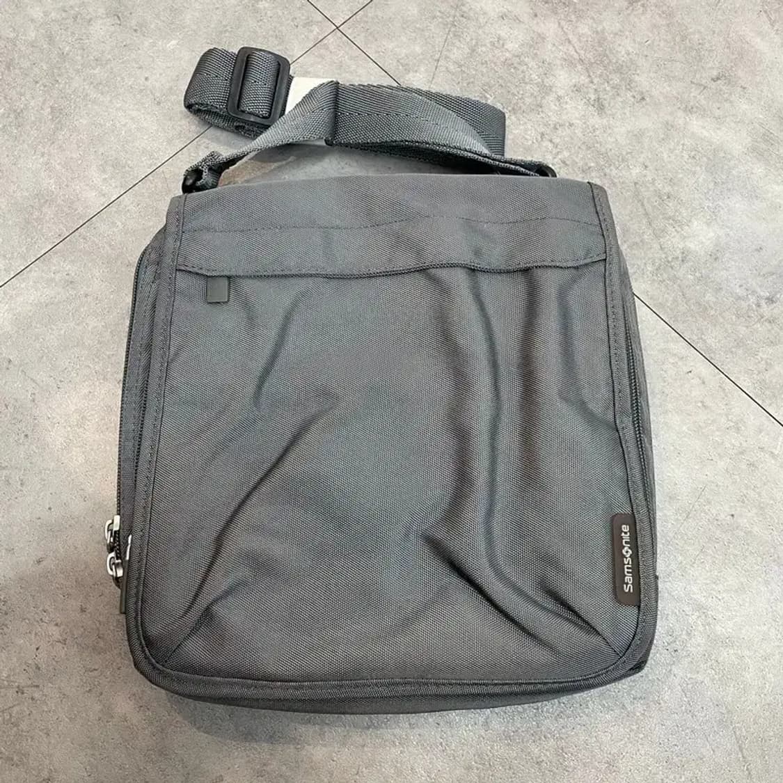 미사용 샘소나이트 크로스백 가방 상품이미지2