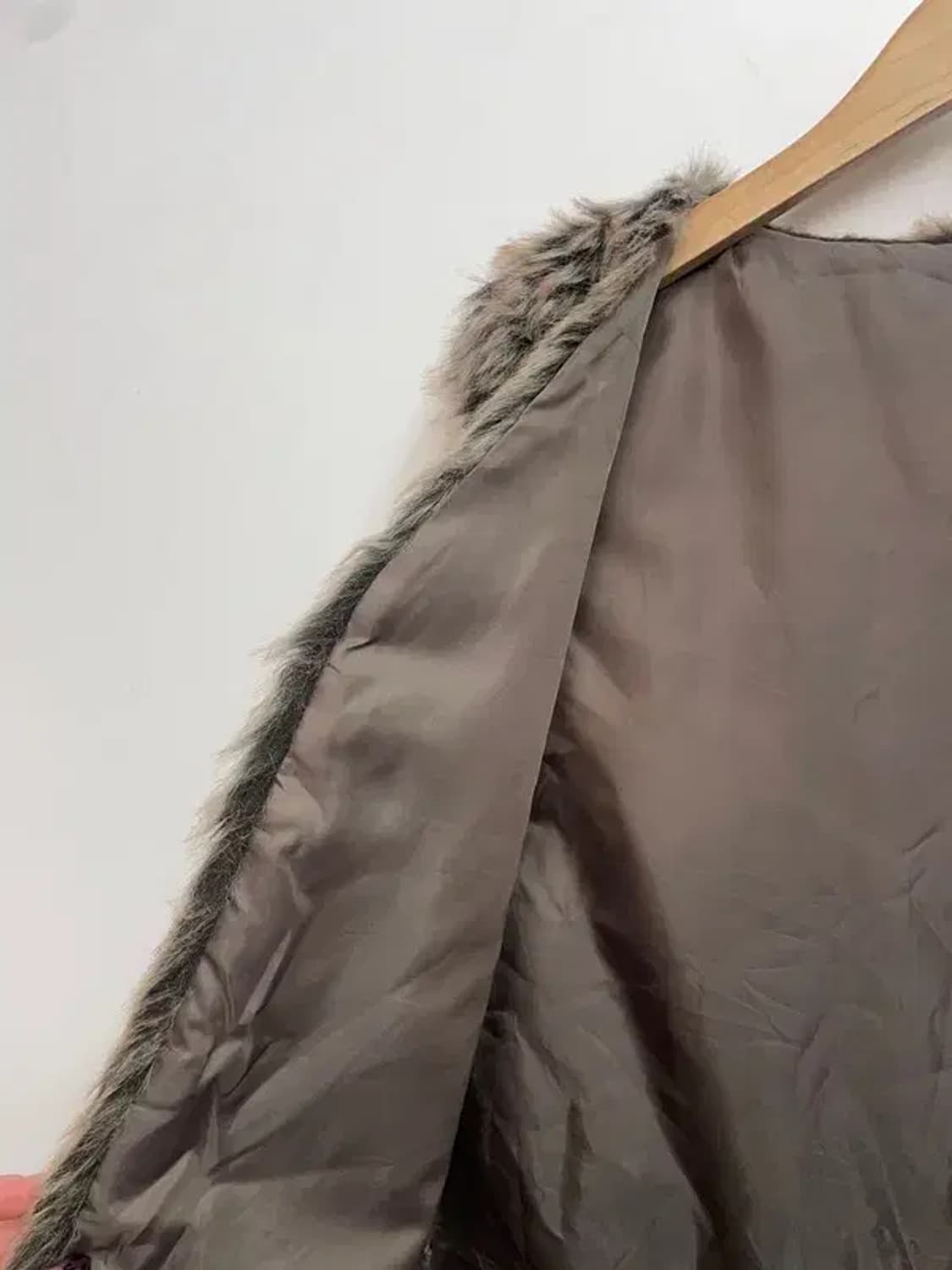 미디움 JPN 브라운톤 아크릴 페이크퍼 논버튼 퍼자켓 조끼 베스트 상품이미지5