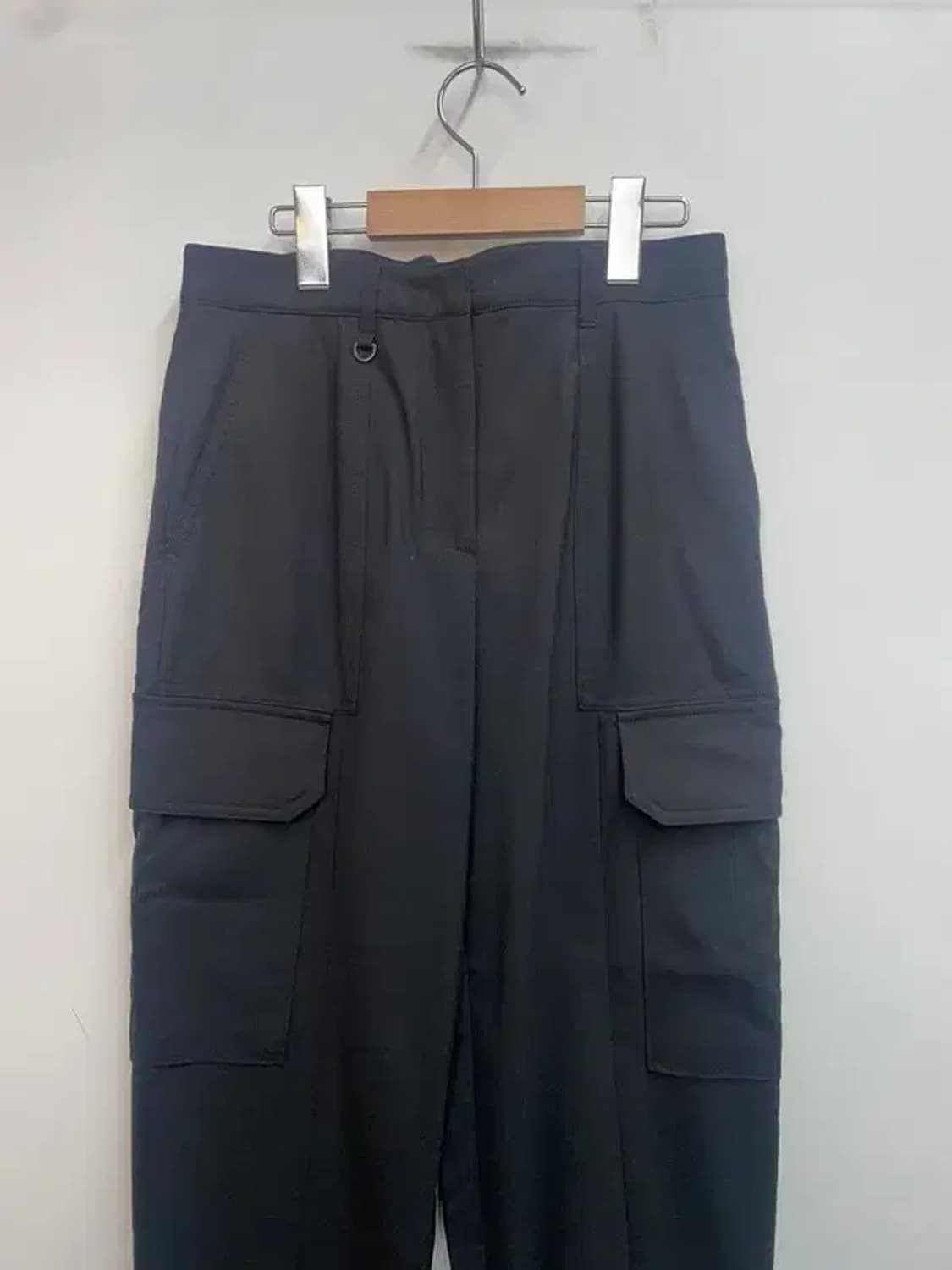 38 준지 22ss 블랙 카고 밴딩 조거 팬츠 상품이미지4
