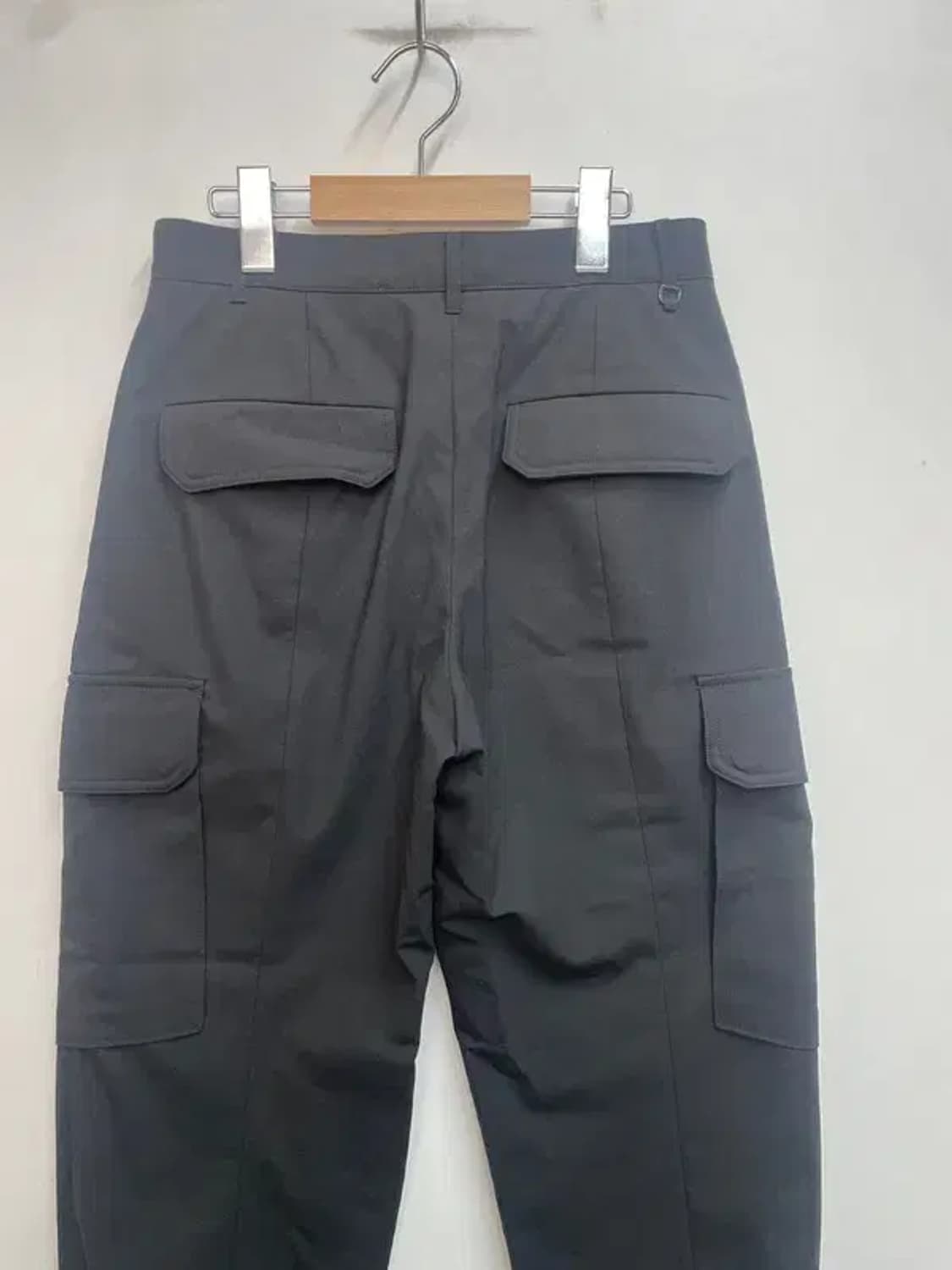 38 준지 22ss 블랙 카고 밴딩 조거 팬츠 상품이미지9