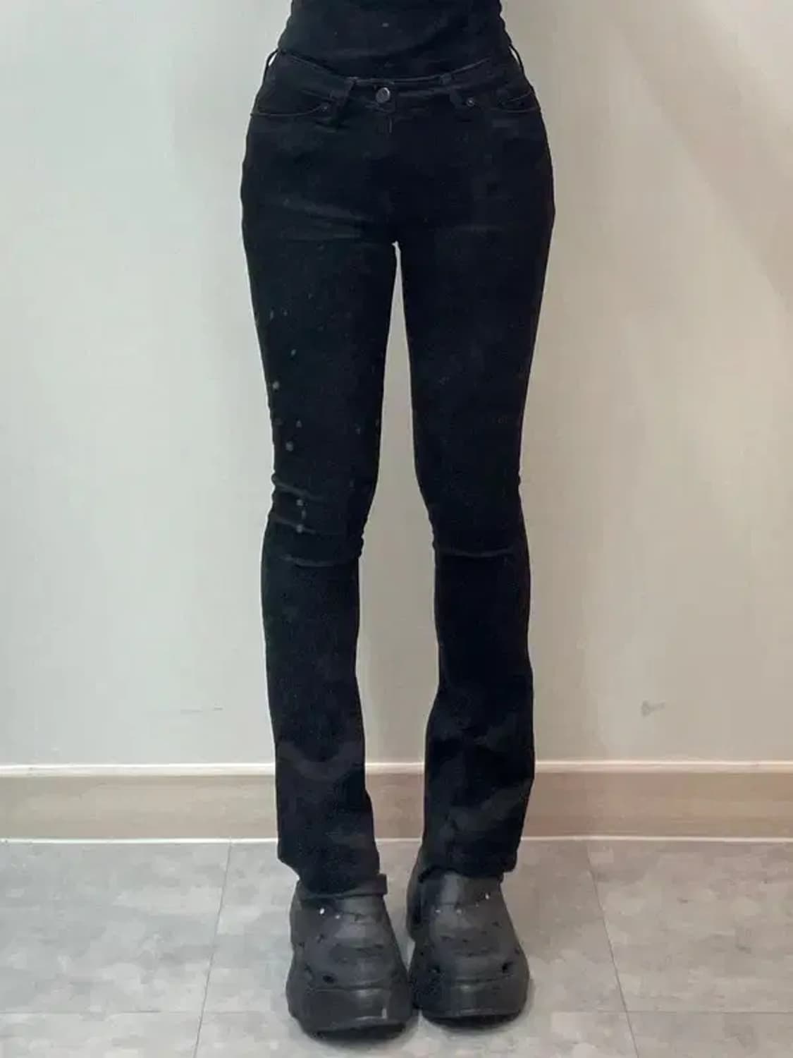24 TROA 꼬르소꼬모 슬림핏 여자 블랙 데님팬츠 상품이미지1