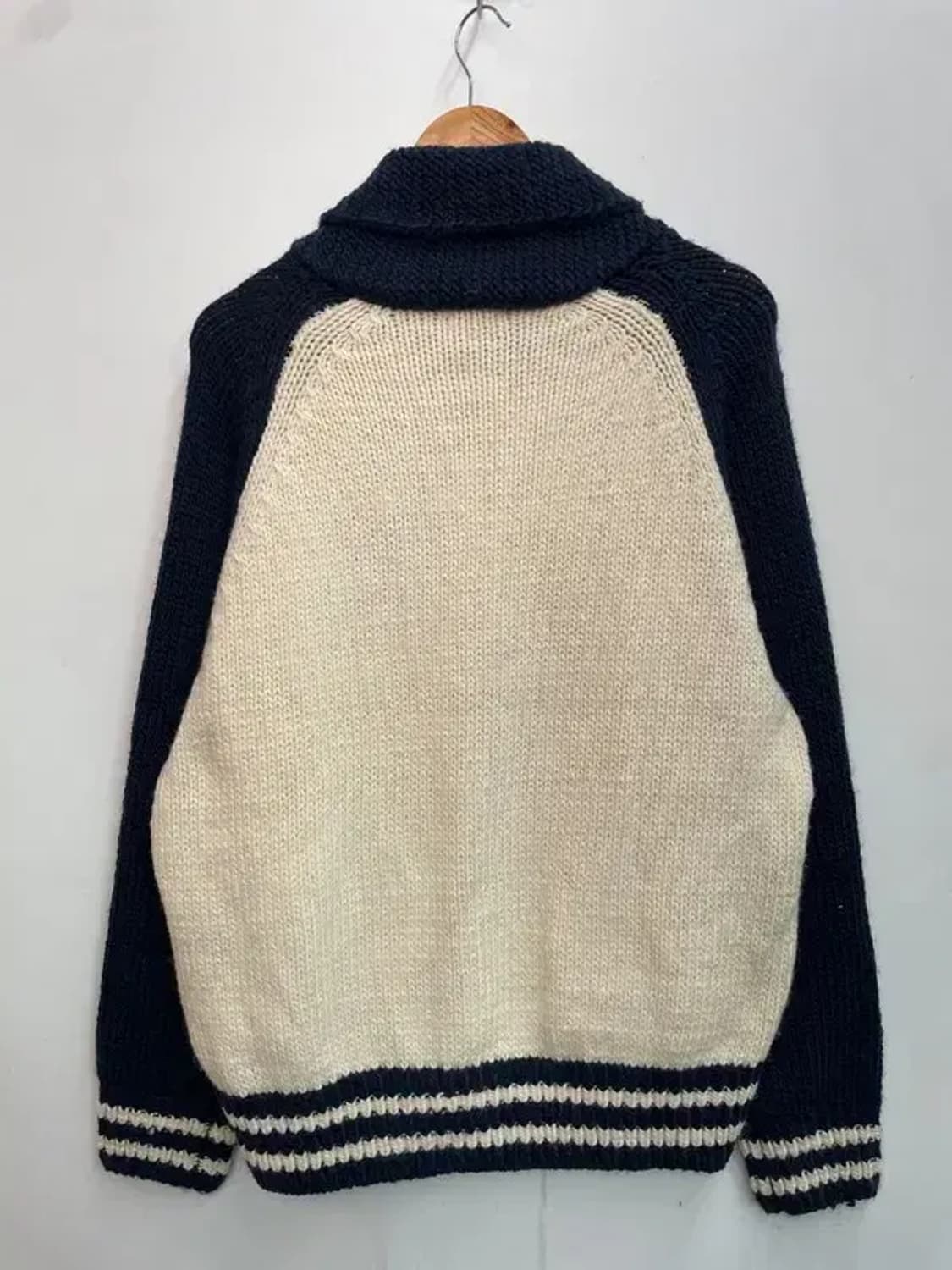 미디움 마리떼 프랑소와 저버 컬러 블록 래글런 가디건 니트 집업 네이비 상품이미지9