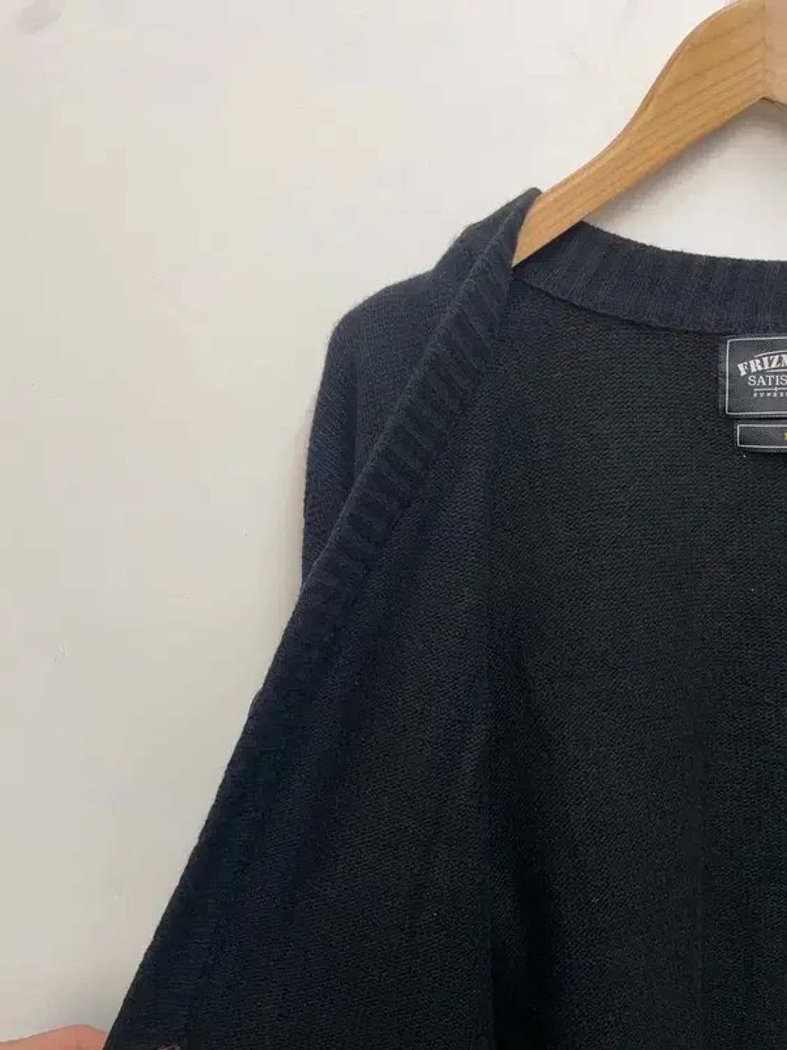 라지 프리즘웍스 블랙 브이넥 가디건 상품이미지6