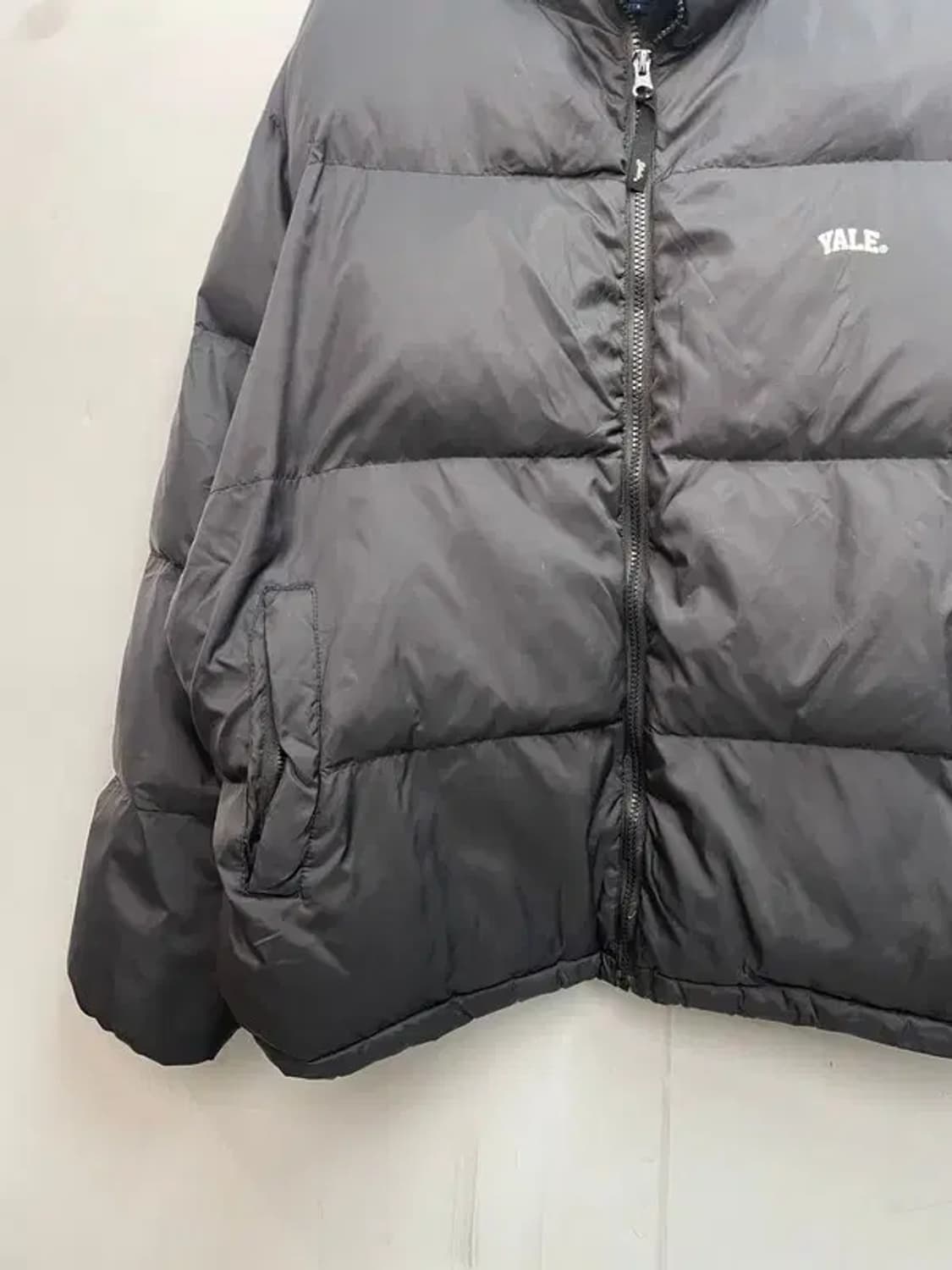 라지 예일 블랙 로고 숏패딩 다운점퍼 자켓 상품이미지3