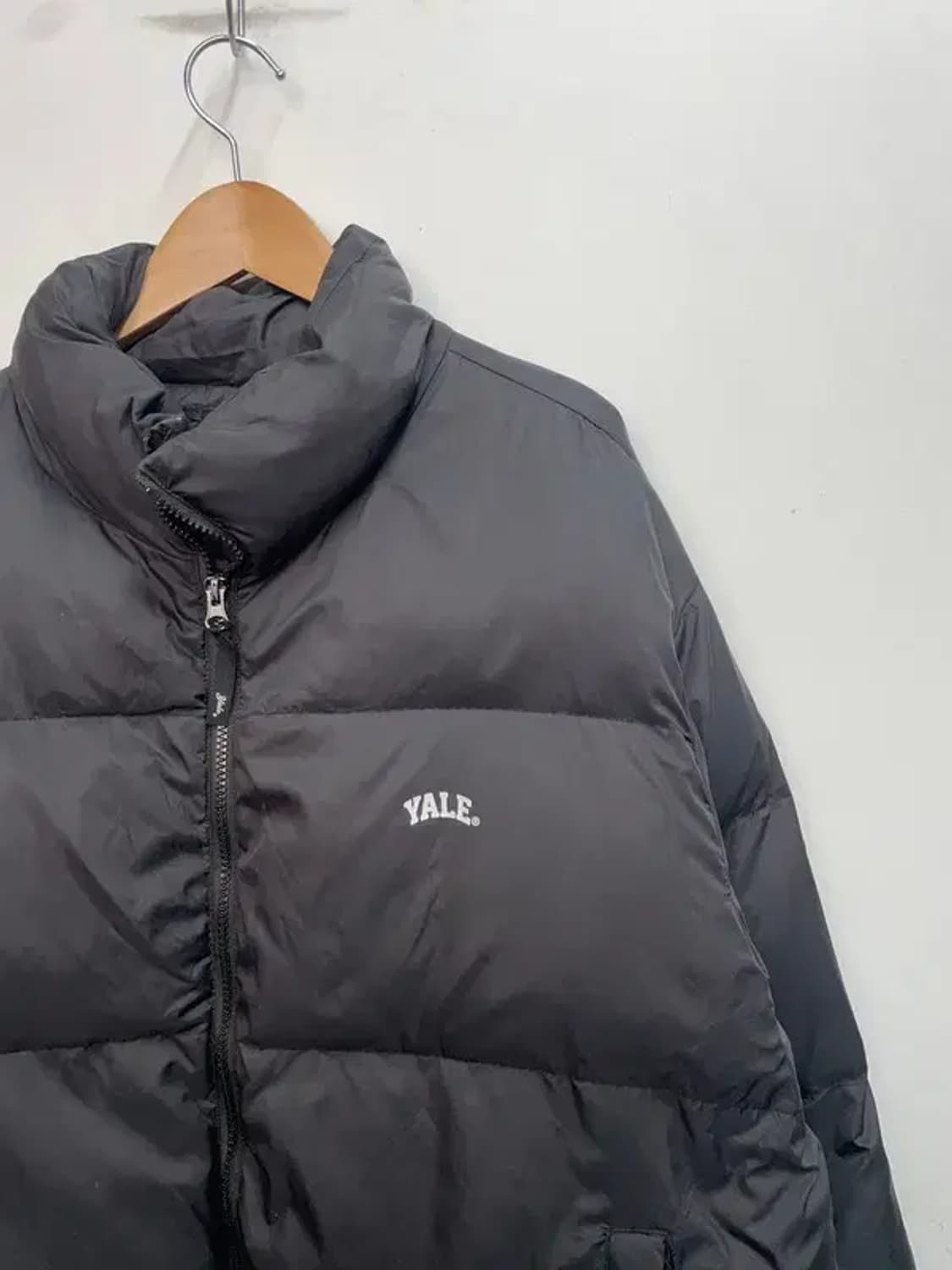 라지 예일 블랙 로고 숏패딩 다운점퍼 자켓 상품이미지4